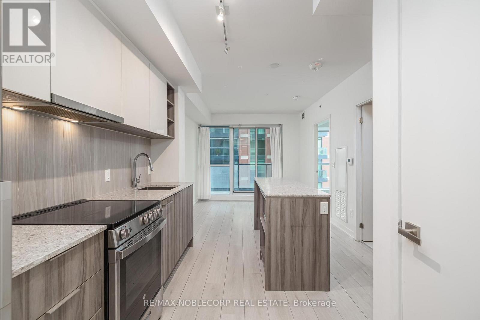 521 - 31 Tippett Road, Toronto, Ontario  M3H 0C8 - Photo 6 - C12548664