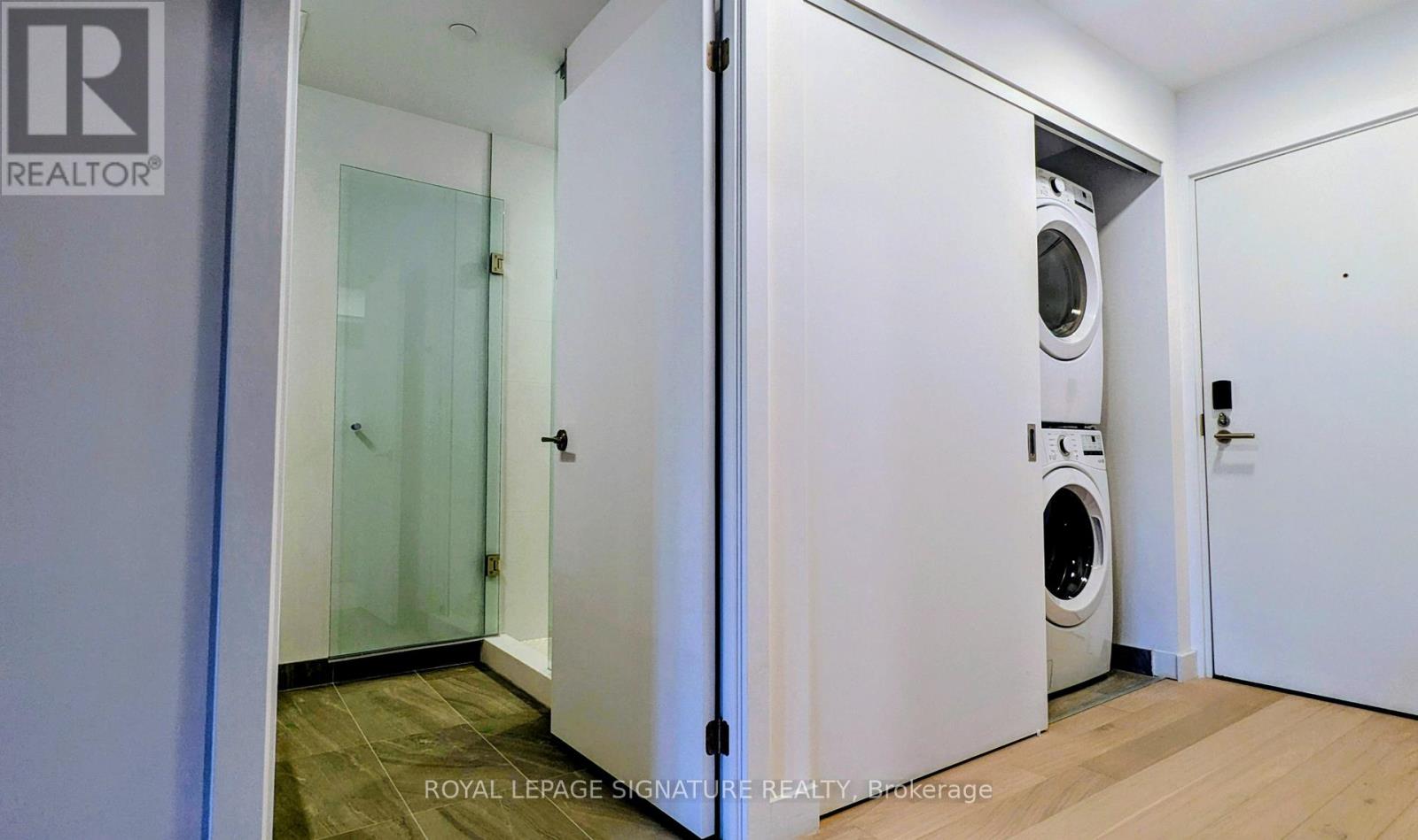 205 - 1720 Bayview Avenue W, Toronto, Ontario  M4G 3C4 - Photo 5 - C12548710