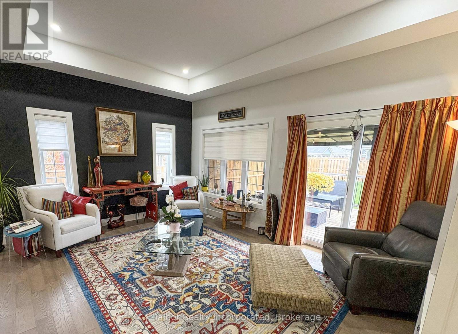 18 Tattersall Lane, Lambton Shores, Ontario  N0M 1T0 - Photo 15 - X12546666