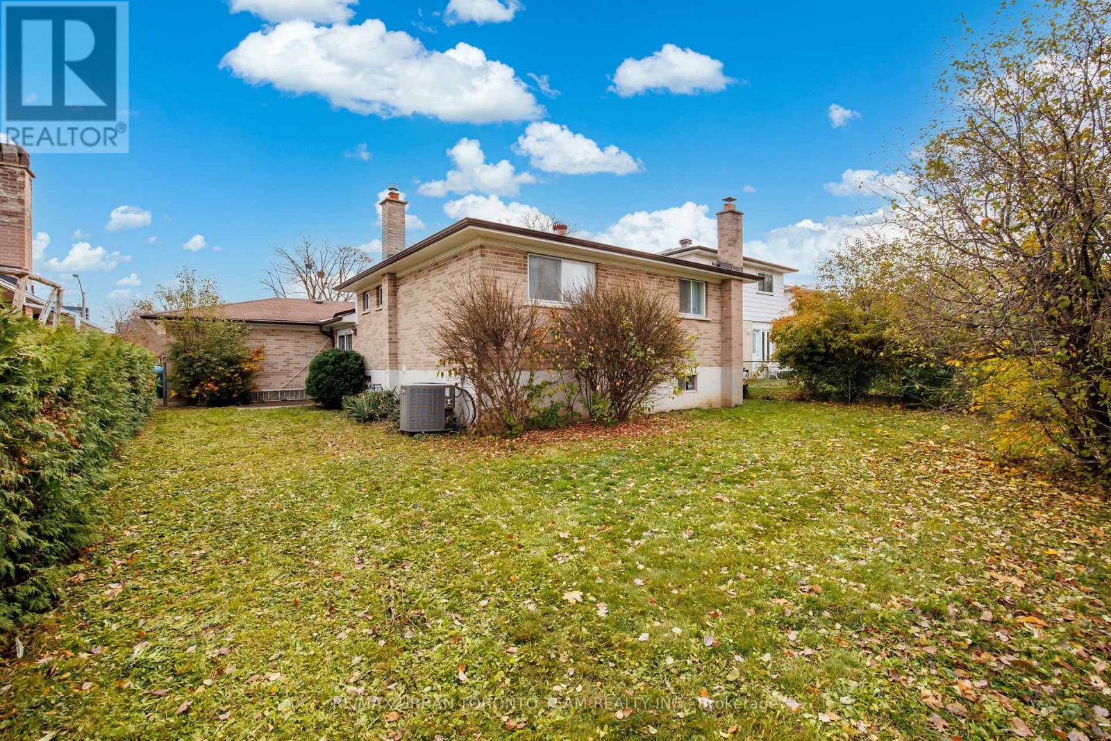 12 Wardencourt Drive, Toronto, Ontario  M1T 2H3 - Photo 31 - E12547106