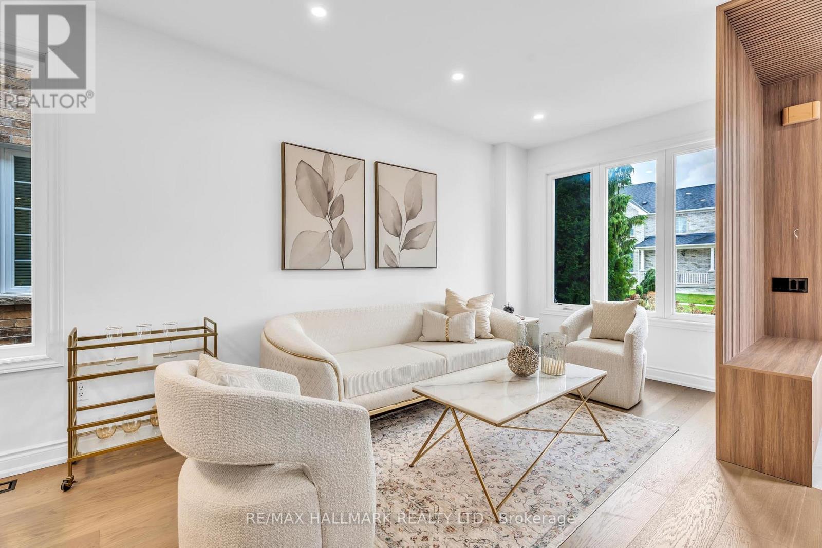 51 Verdi Road, Richmond Hill, Ontario  L4E 4P7 - Photo 4 - N12547200