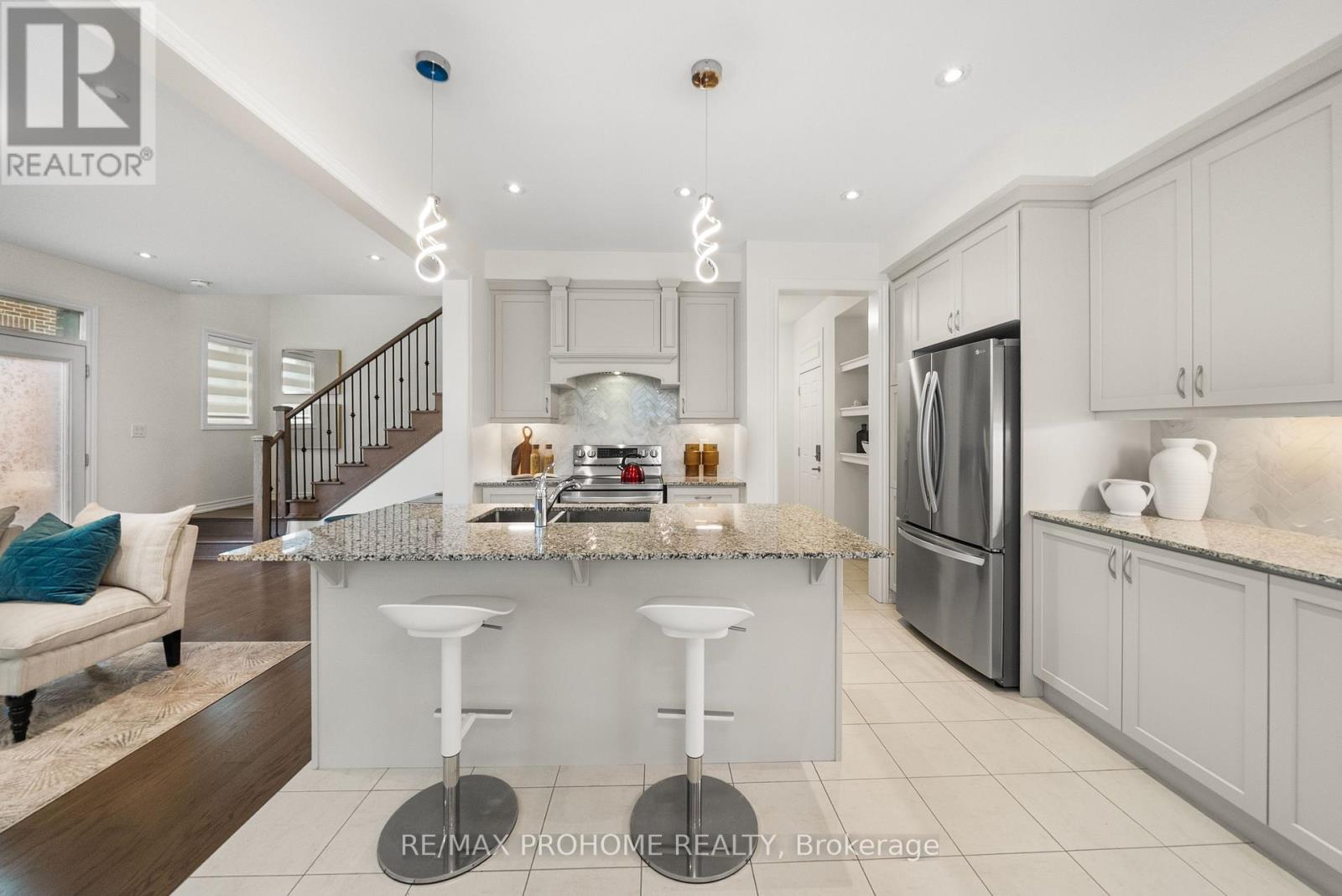 1 Frederick Roman Avenue, Markham, Ontario L6C 3R7 - Photo 10 - N12548634