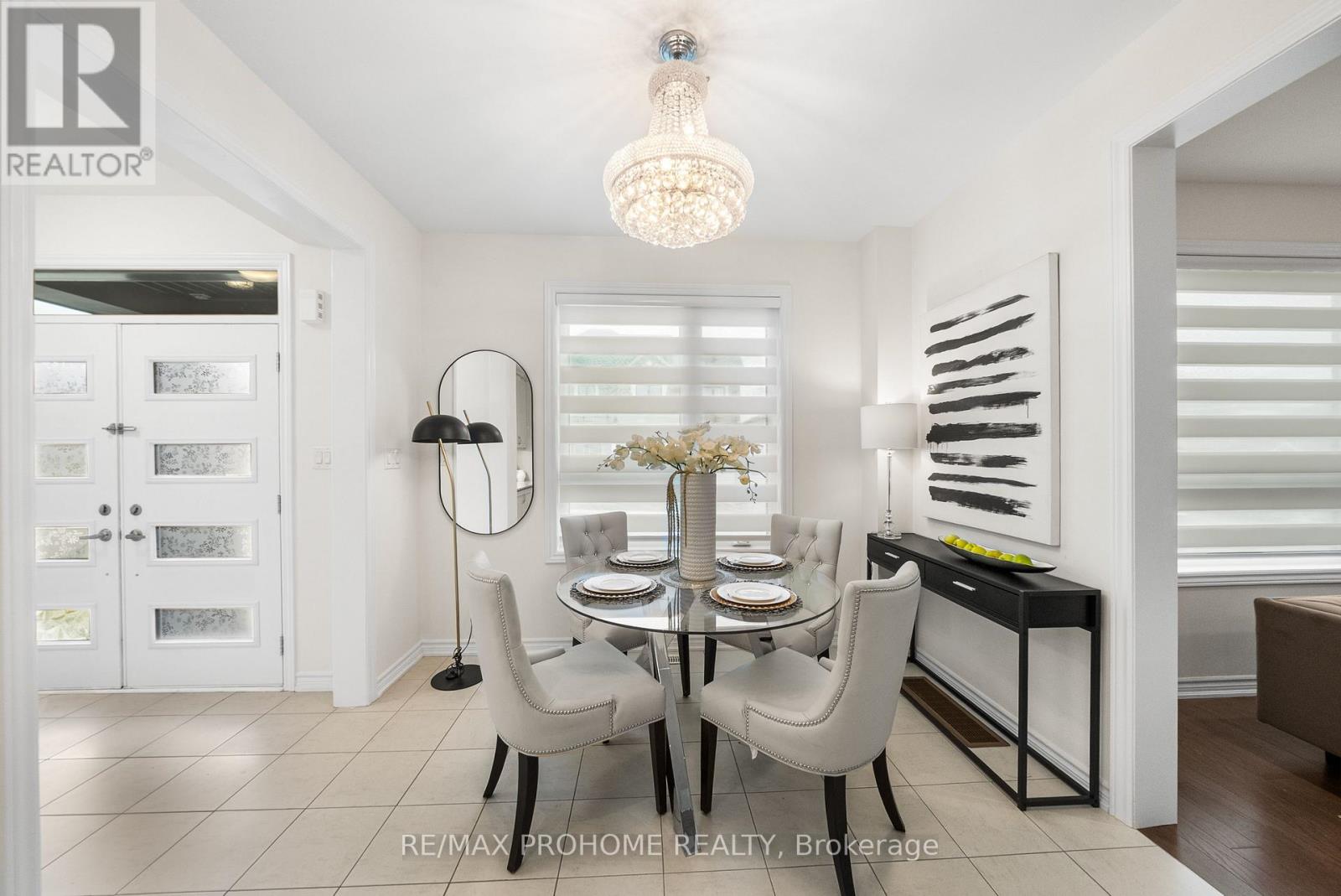 1 Frederick Roman Avenue, Markham, Ontario L6C 3R7 - Photo 12 - N12548634