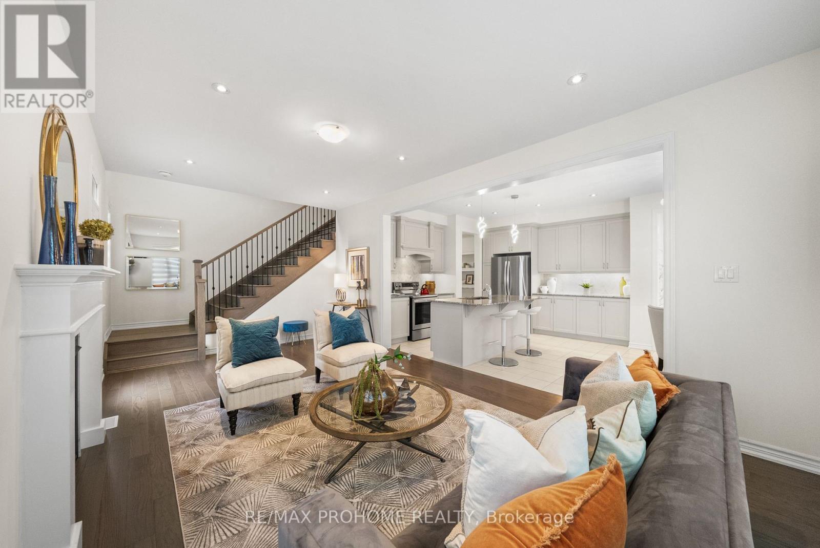 1 Frederick Roman Avenue, Markham, Ontario L6C 3R7 - Photo 19 - N12548634