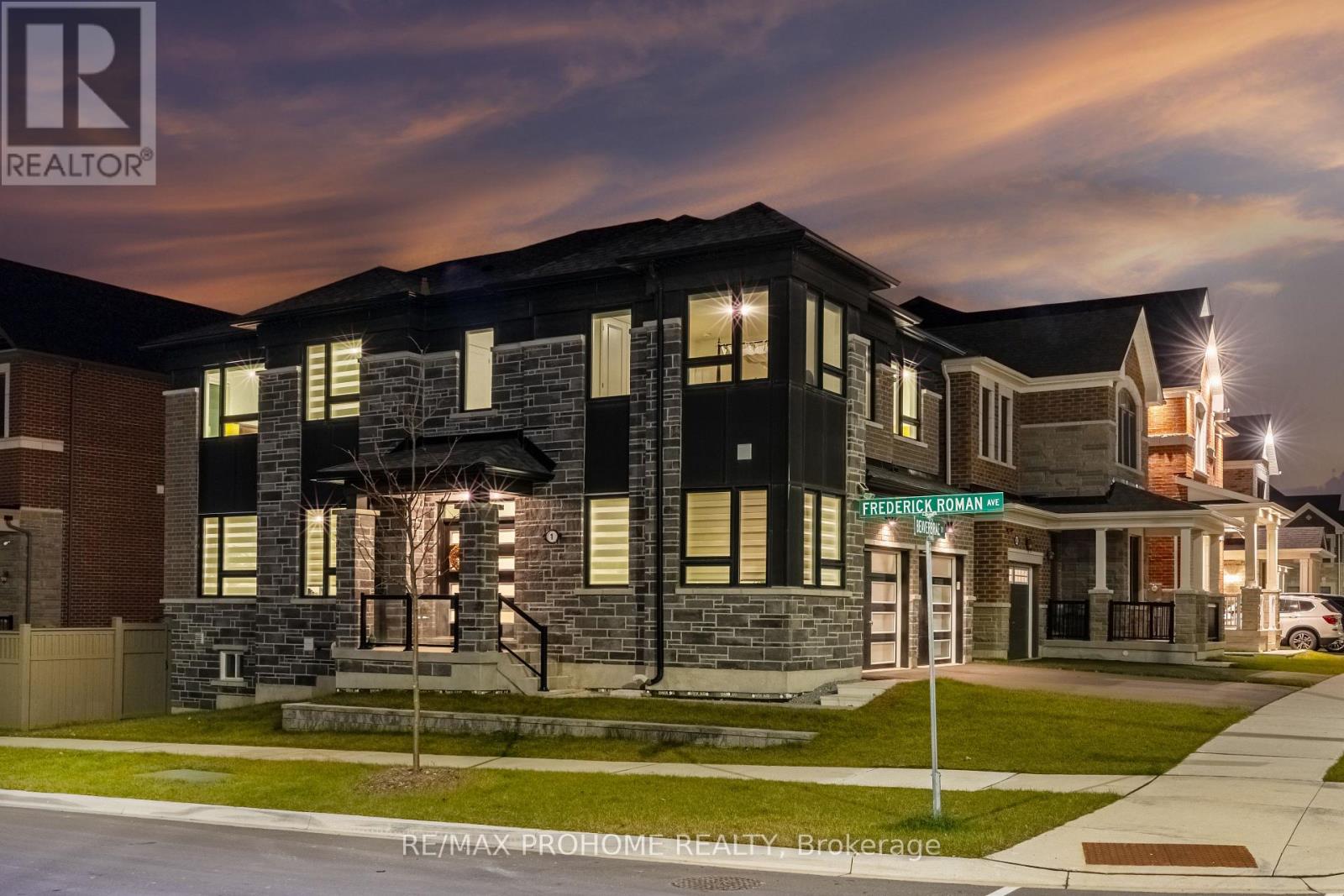 1 Frederick Roman Avenue, Markham, Ontario L6C 3R7 - Photo 2 - N12548634