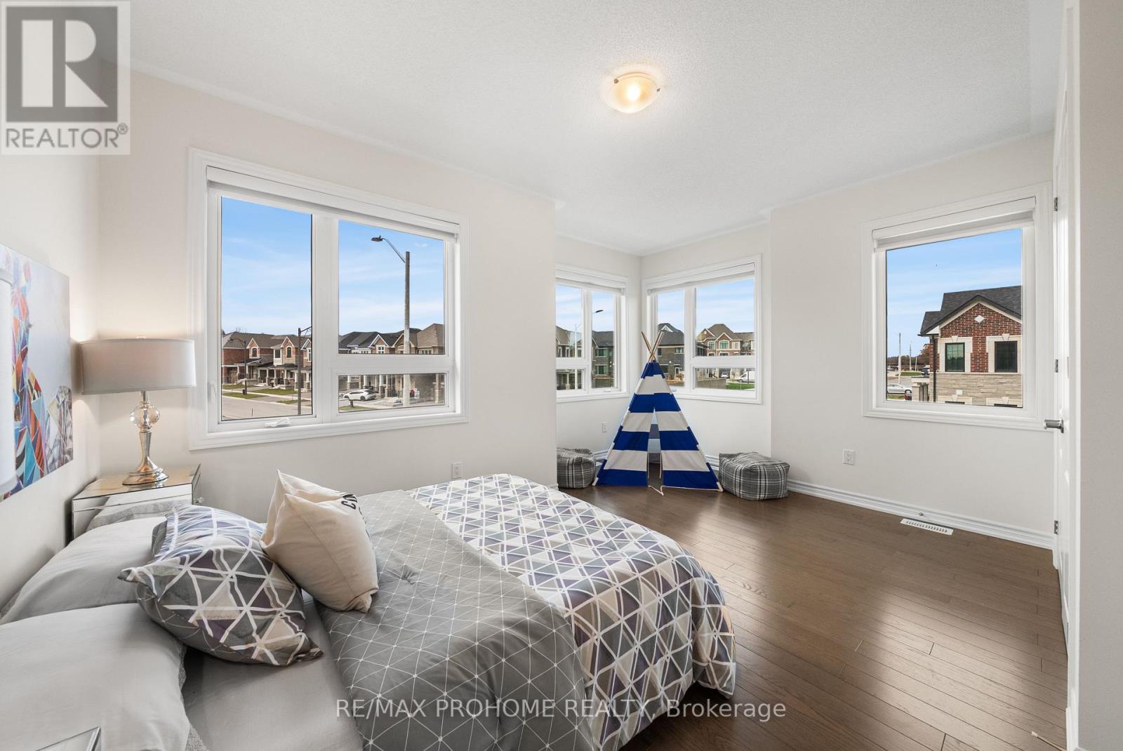 1 Frederick Roman Avenue, Markham, Ontario L6C 3R7 - Photo 31 - N12548634