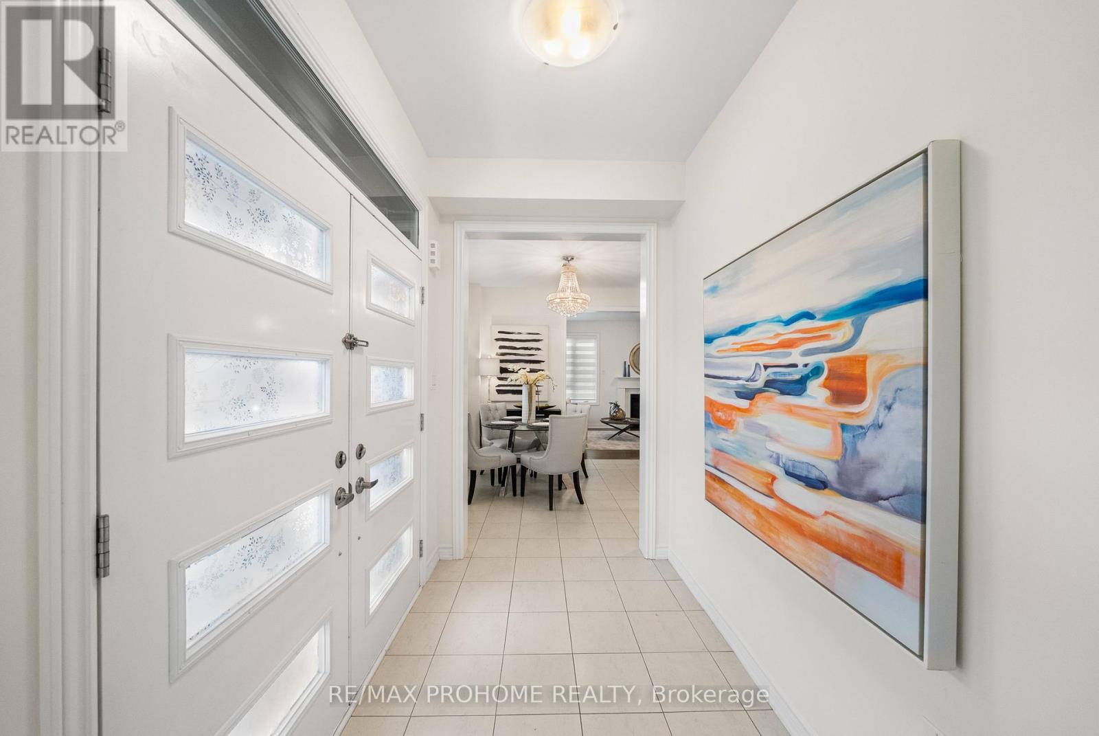 1 Frederick Roman Avenue, Markham, Ontario L6C 3R7 - Photo 6 - N12548634