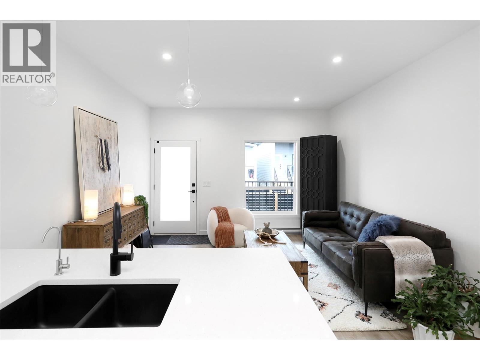 12204 Westside Road Unit# 207a, Vernon, British Columbia  V1H 2A4 - Photo 12 - 10369285