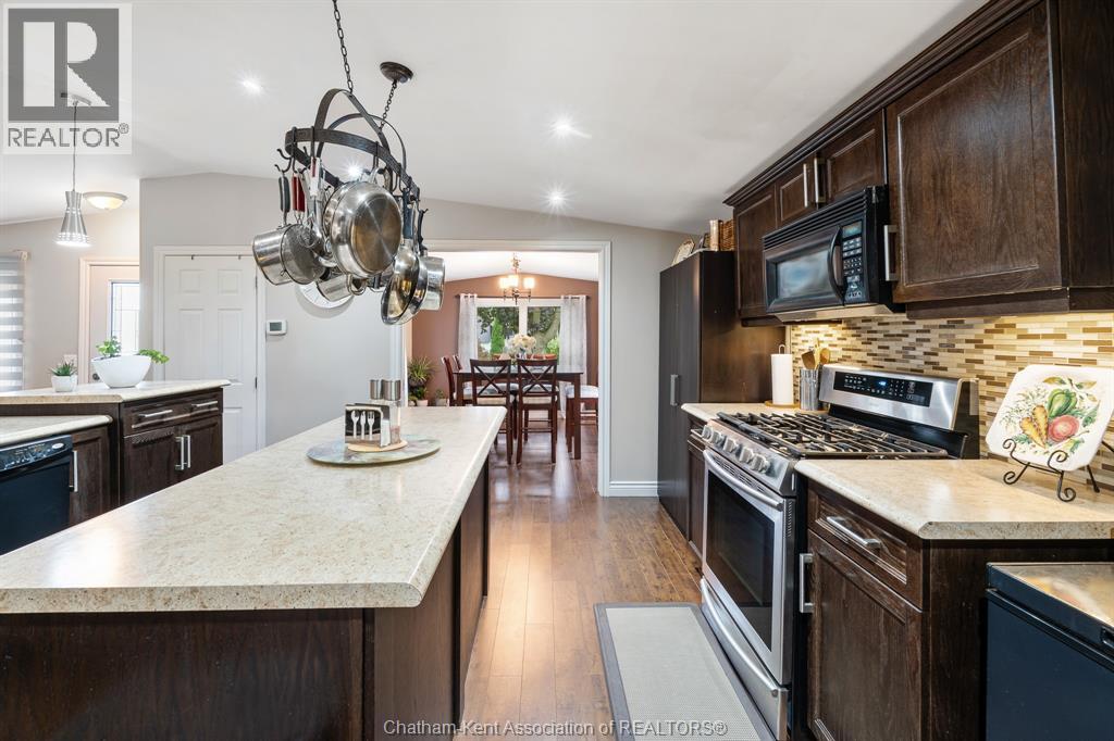 39 Regency Drive, Chatham, Ontario N7L 4E7 - Photo 4 - 25026265