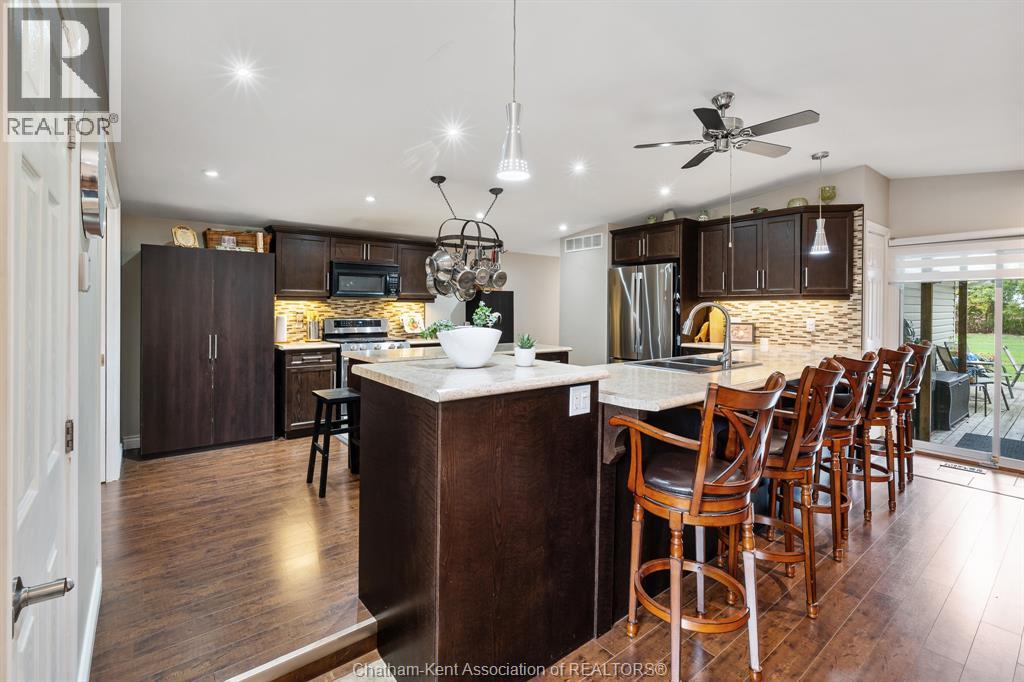 39 Regency Drive, Chatham, Ontario N7L 4E7 - Photo 2 - 25026265