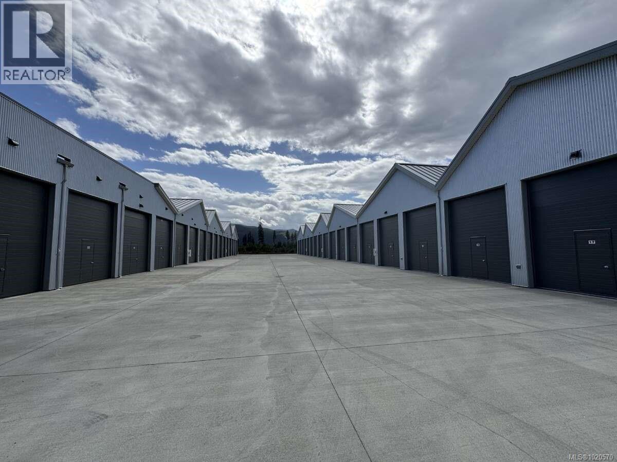 3 2794 Beck Ave, Cumberland, British Columbia