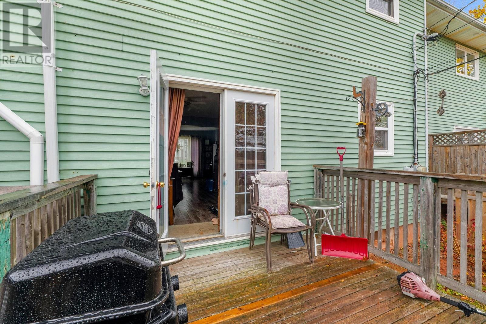 12 Dawson Court, Charlottetown, Prince Edward Island C1A 8T1 - Photo 3 - 202527816