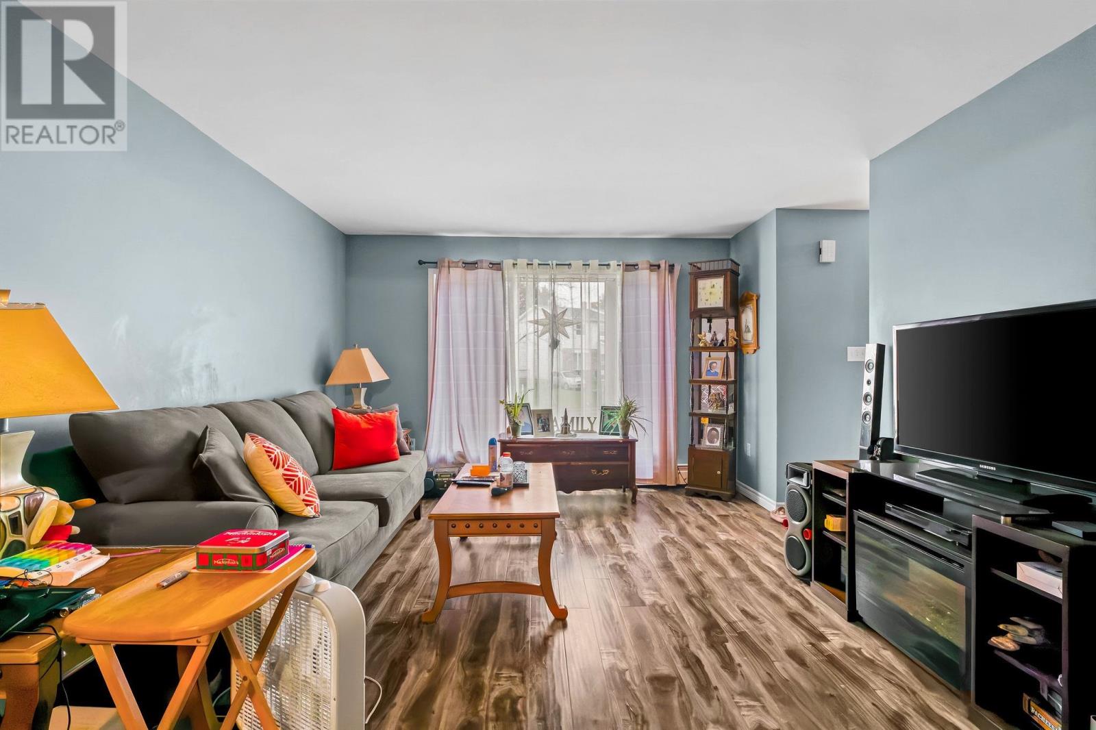 12 Dawson Court, Charlottetown, Prince Edward Island C1A 8T1 - Photo 5 - 202527816