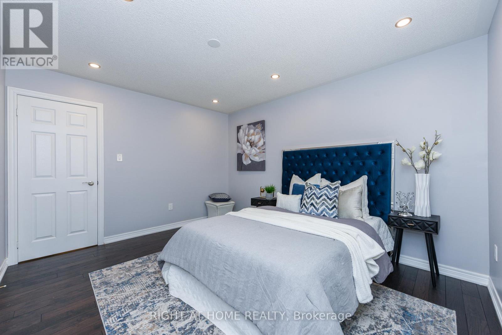 7148 Wrigley Court, Mississauga, Ontario  L5W 0C8 - Photo 14 - W12548658