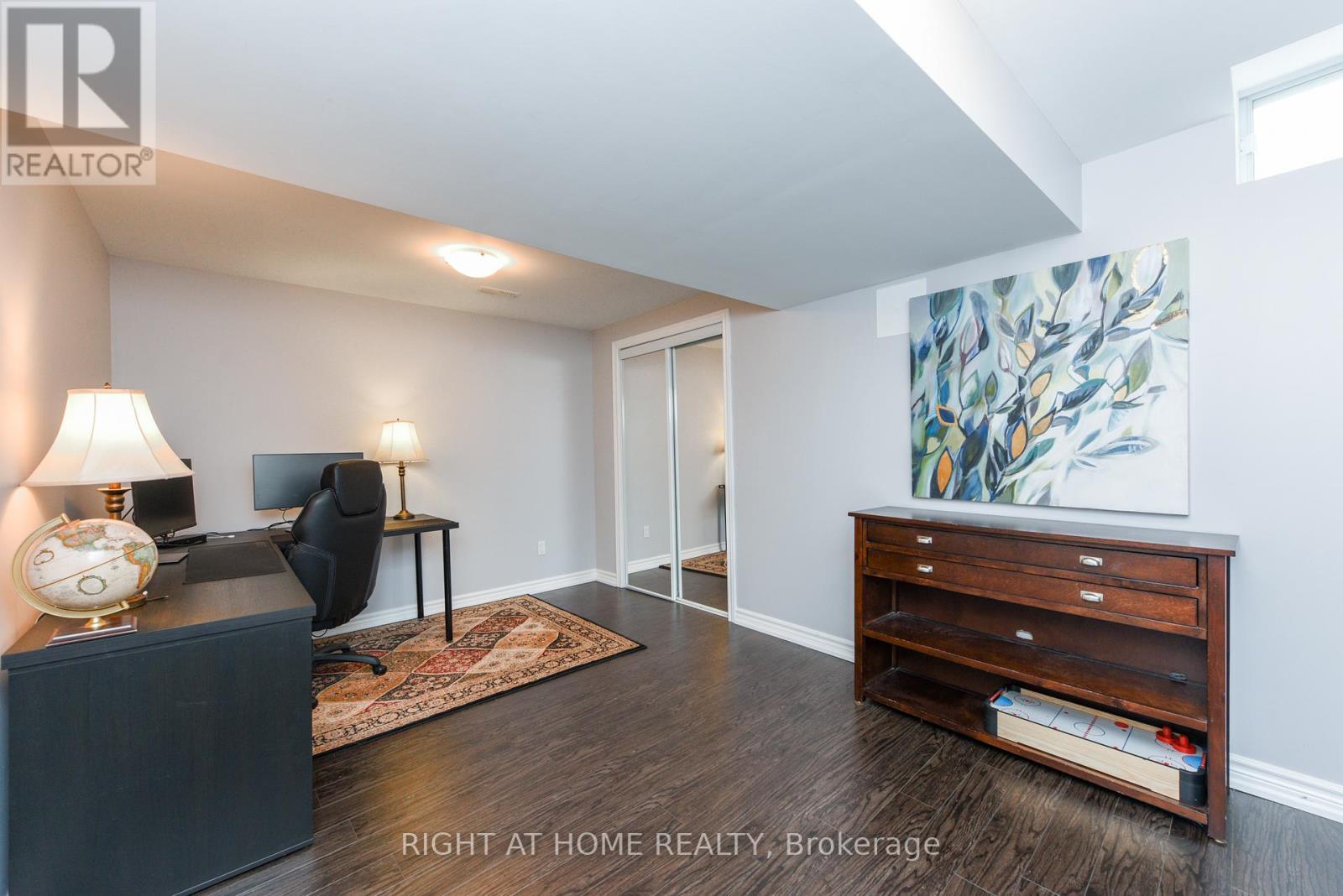 7148 Wrigley Court, Mississauga, Ontario  L5W 0C8 - Photo 30 - W12548658