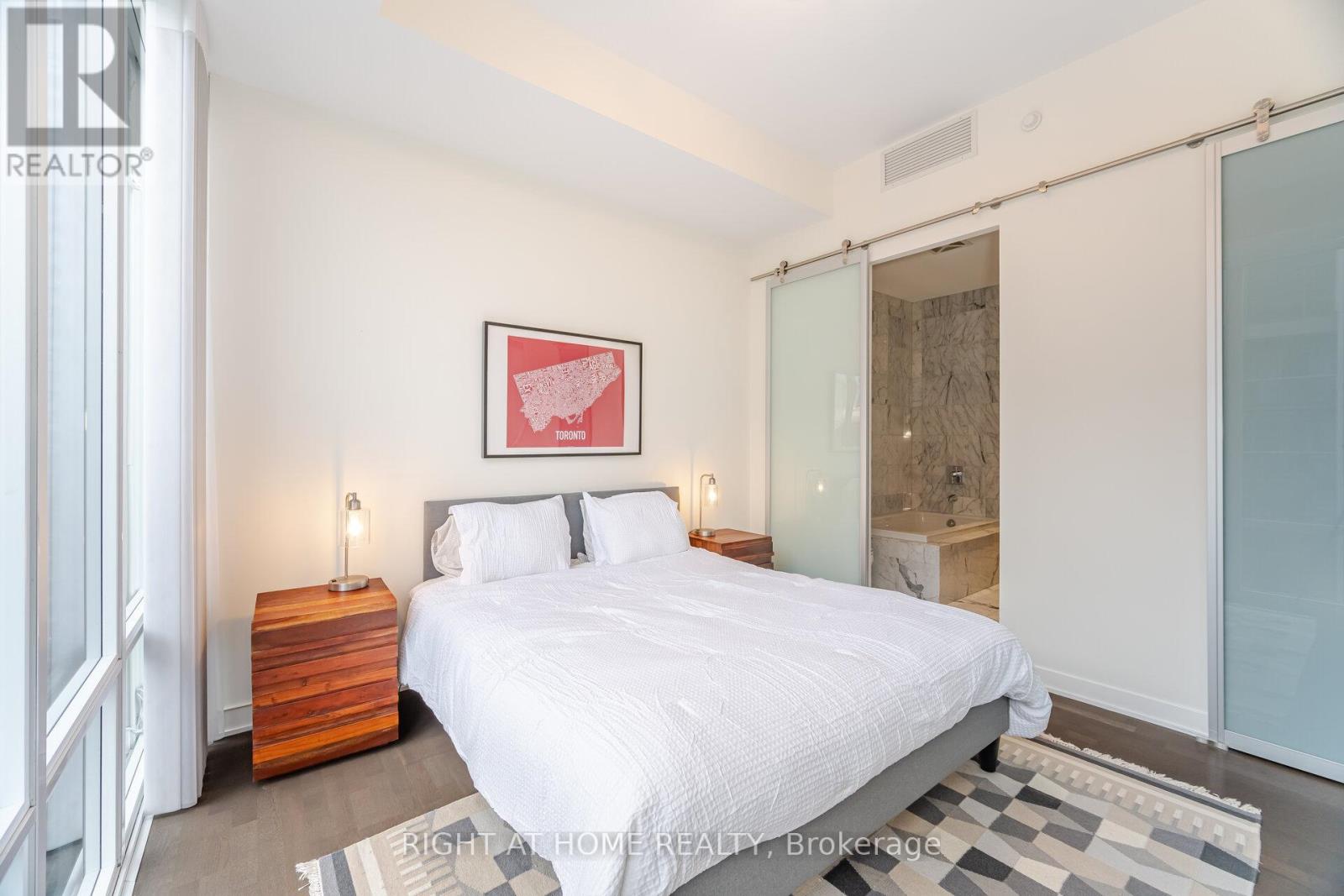 3005 - 88 Park Lawn Road, Toronto, Ontario  M8Y 0B5 - Photo 22 - W12548682