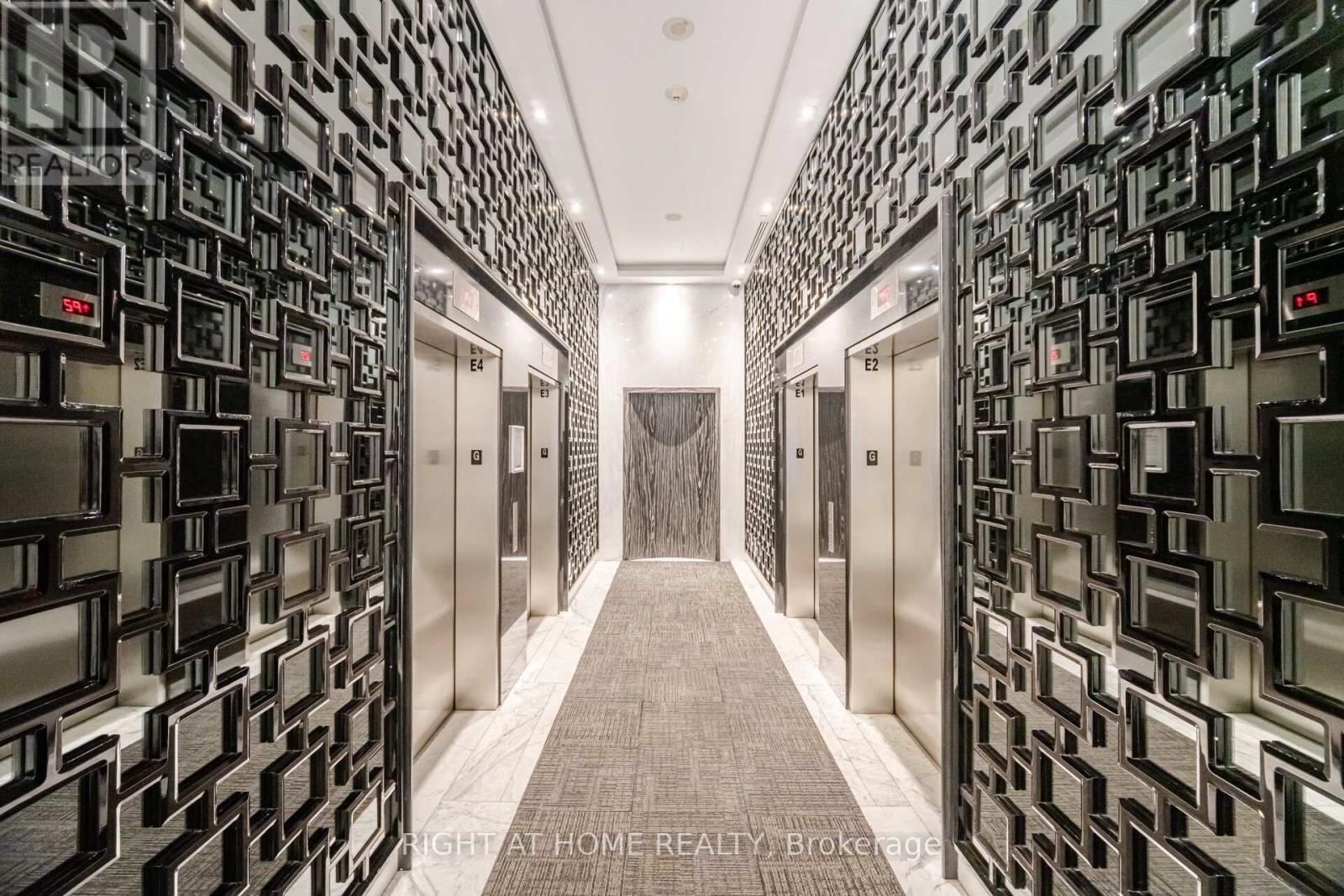 3005 - 88 Park Lawn Road, Toronto, Ontario  M8Y 0B5 - Photo 3 - W12548682