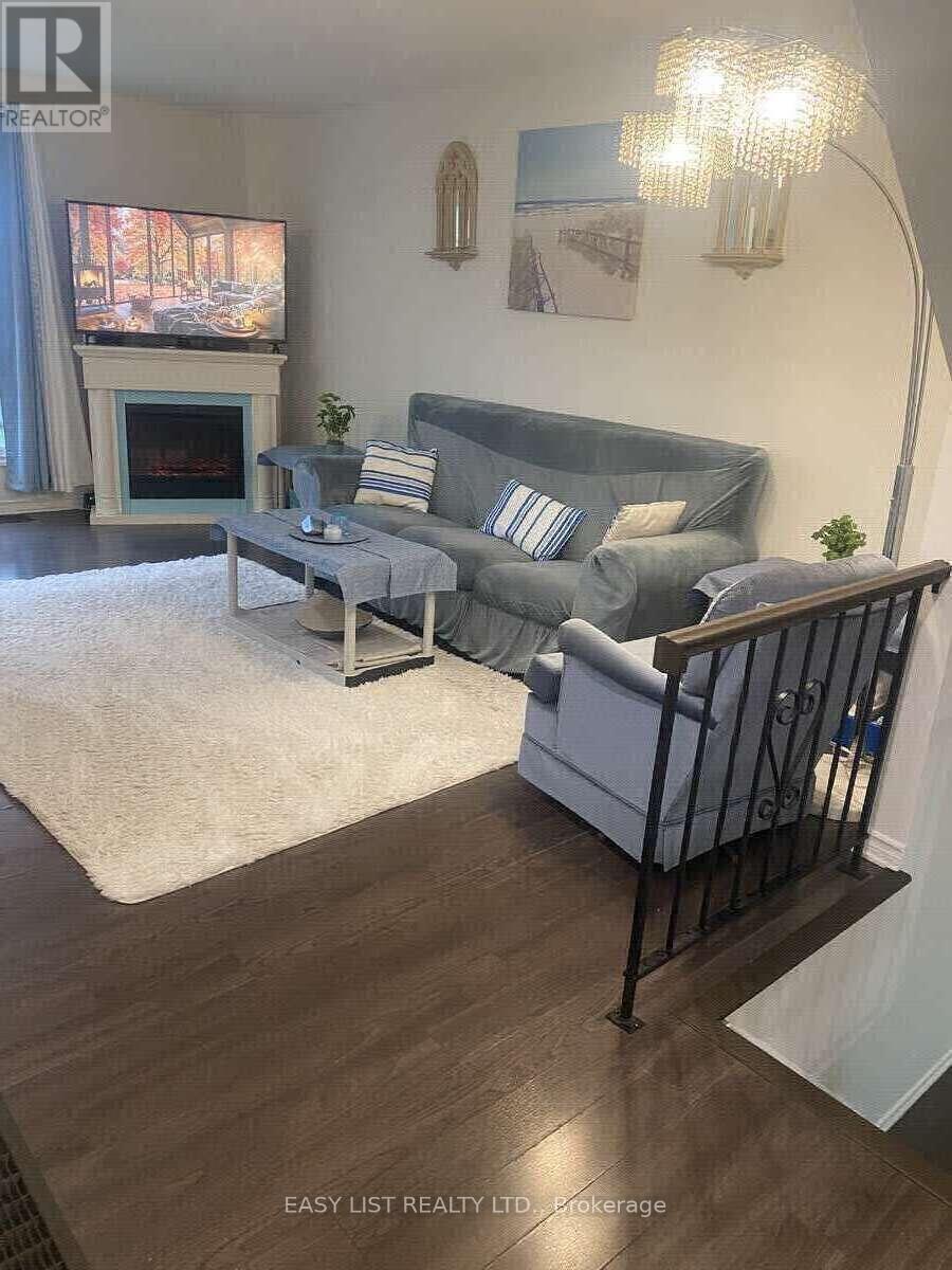 246 Romulus Private, Ottawa, Ontario  K1K 3Y2 - Photo 16 - X12200377