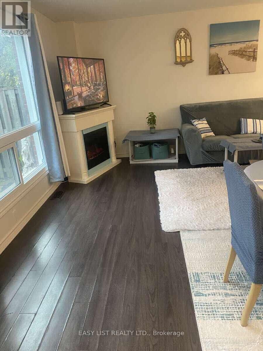 246 Romulus Private, Ottawa, Ontario  K1K 3Y2 - Photo 15 - X12200377