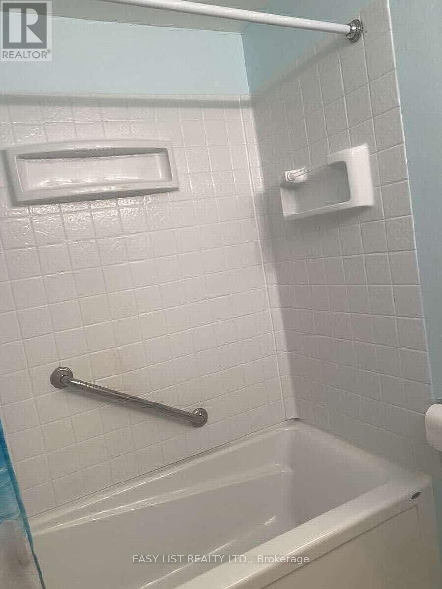 246 Romulus Private, Ottawa, Ontario  K1K 3Y2 - Photo 25 - X12200377