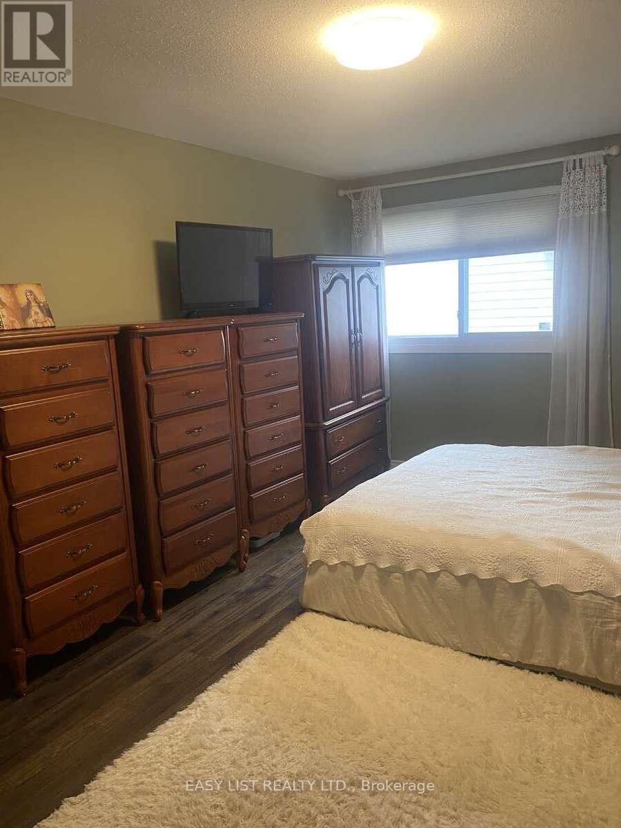 246 Romulus Private, Ottawa, Ontario  K1K 3Y2 - Photo 34 - X12200377