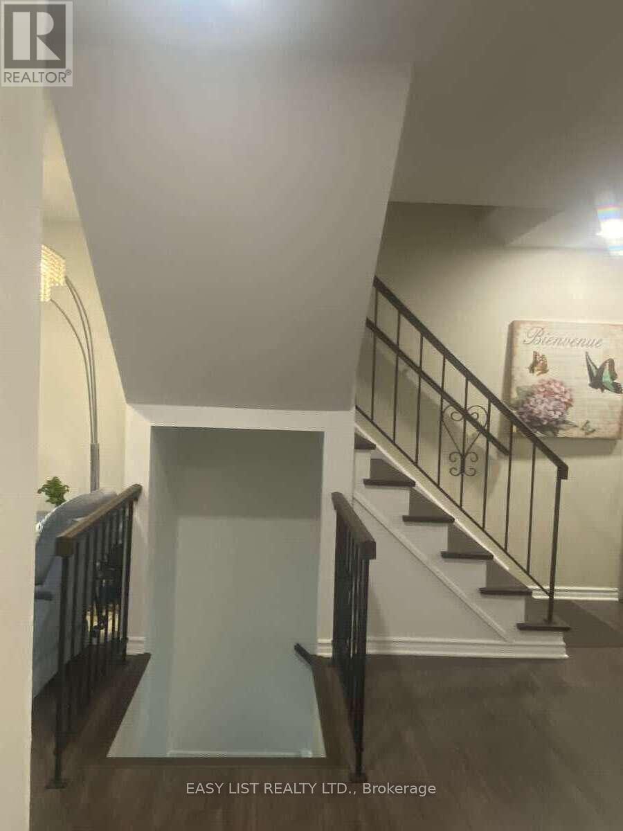 246 Romulus Private, Ottawa, Ontario  K1K 3Y2 - Photo 36 - X12200377