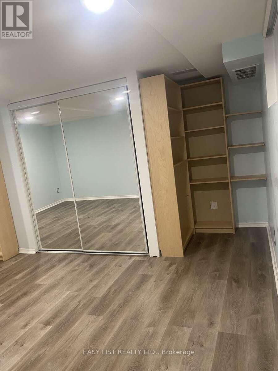 246 Romulus Private, Ottawa, Ontario  K1K 3Y2 - Photo 46 - X12200377