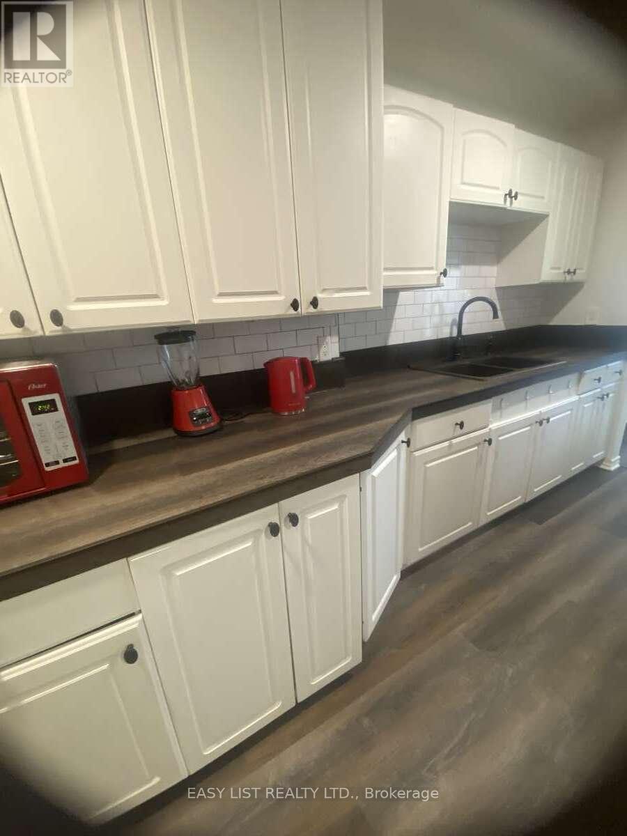 246 Romulus Private, Ottawa, Ontario  K1K 3Y2 - Photo 7 - X12200377