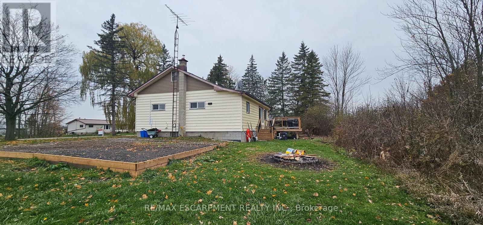 1083 Indiana Road E, Haldimand, Ontario  N0A 1C0 - Photo 12 - X12548630