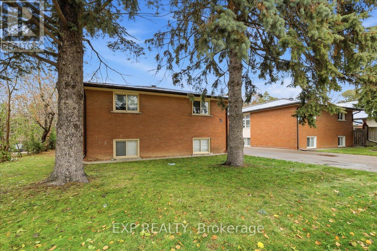 72 Barbara Crescent, Kitchener, Ontario  N2M 4N2 - Photo 5 - X12548638