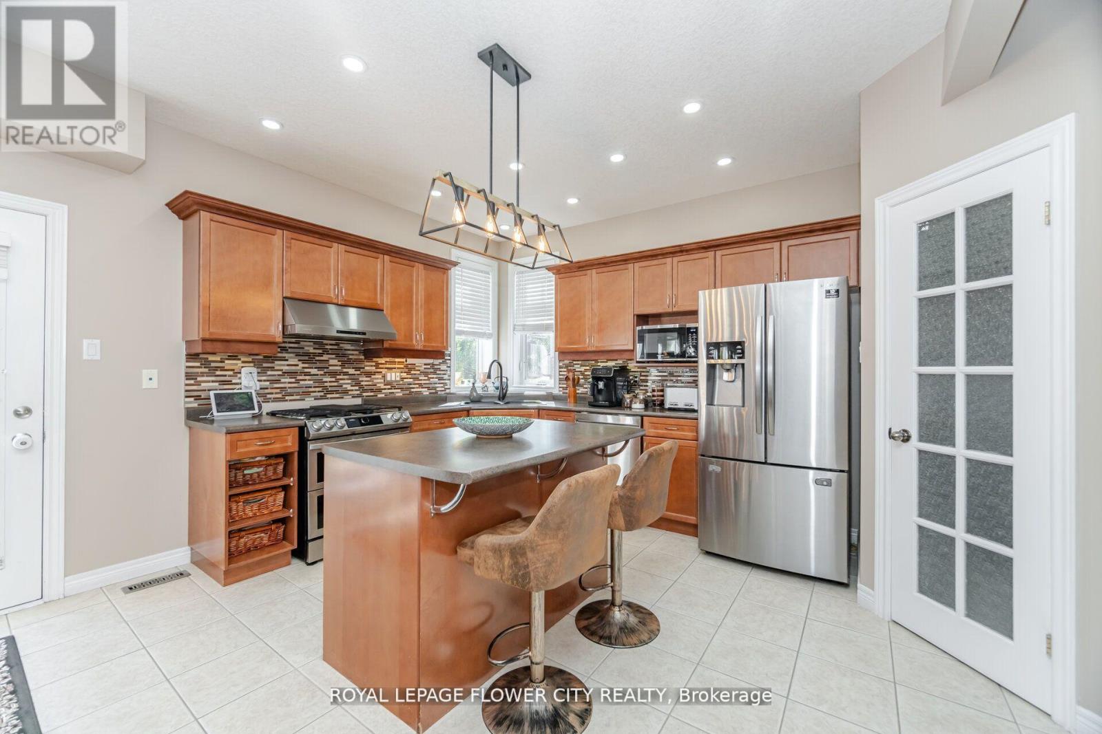 908 Gabor Street, London South, Ontario  N6K 4V6 - Photo 8 - X12548676