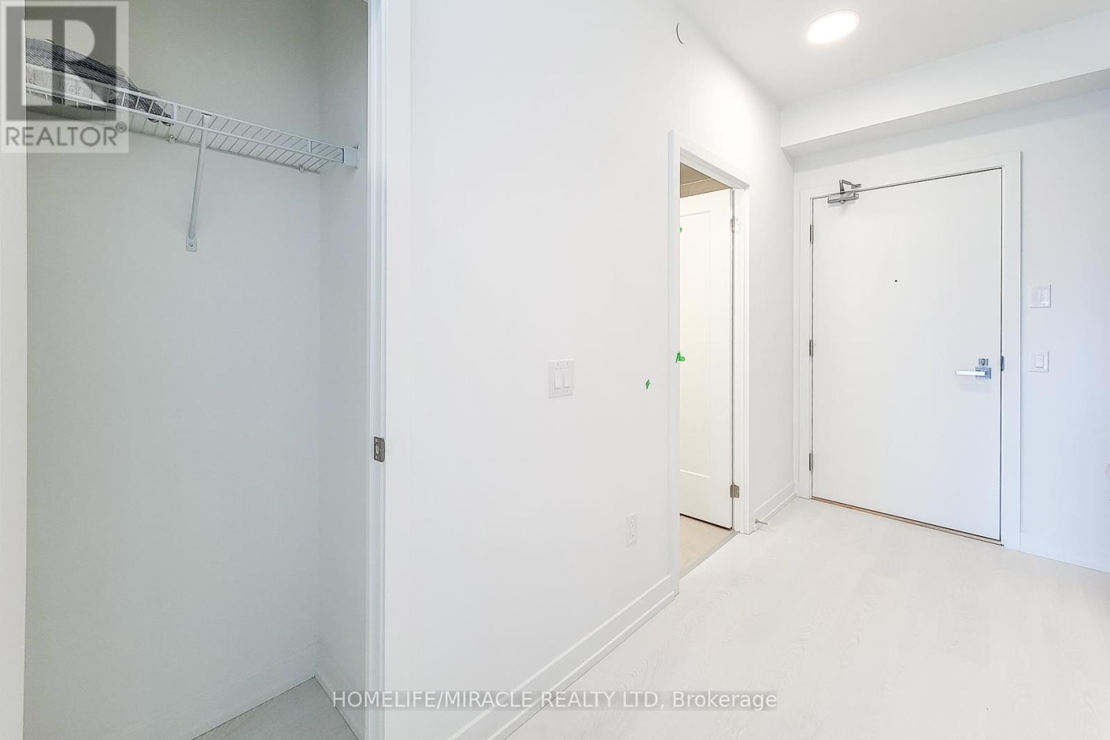 420 - 415 Main Street W, Hamilton, Ontario  L3M 1T1 - Photo 4 - X12548686