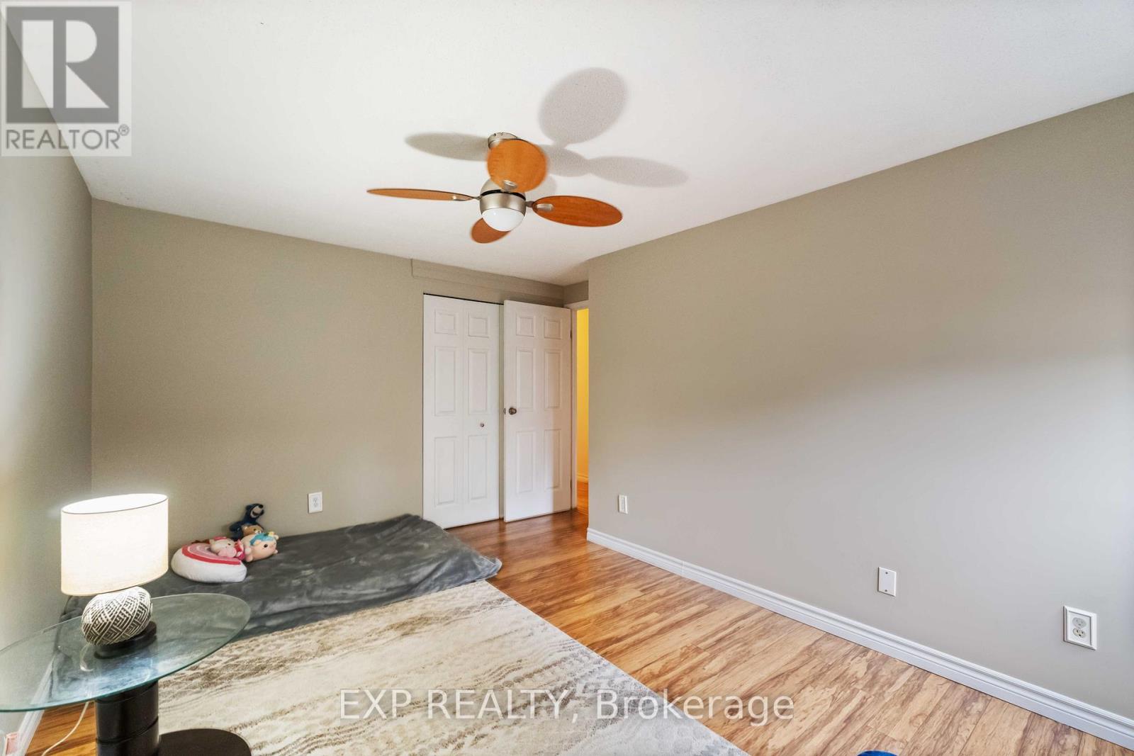 10 Claudette Gate, Hamilton, Ontario  L9B 1T5 - Photo 17 - X12548704