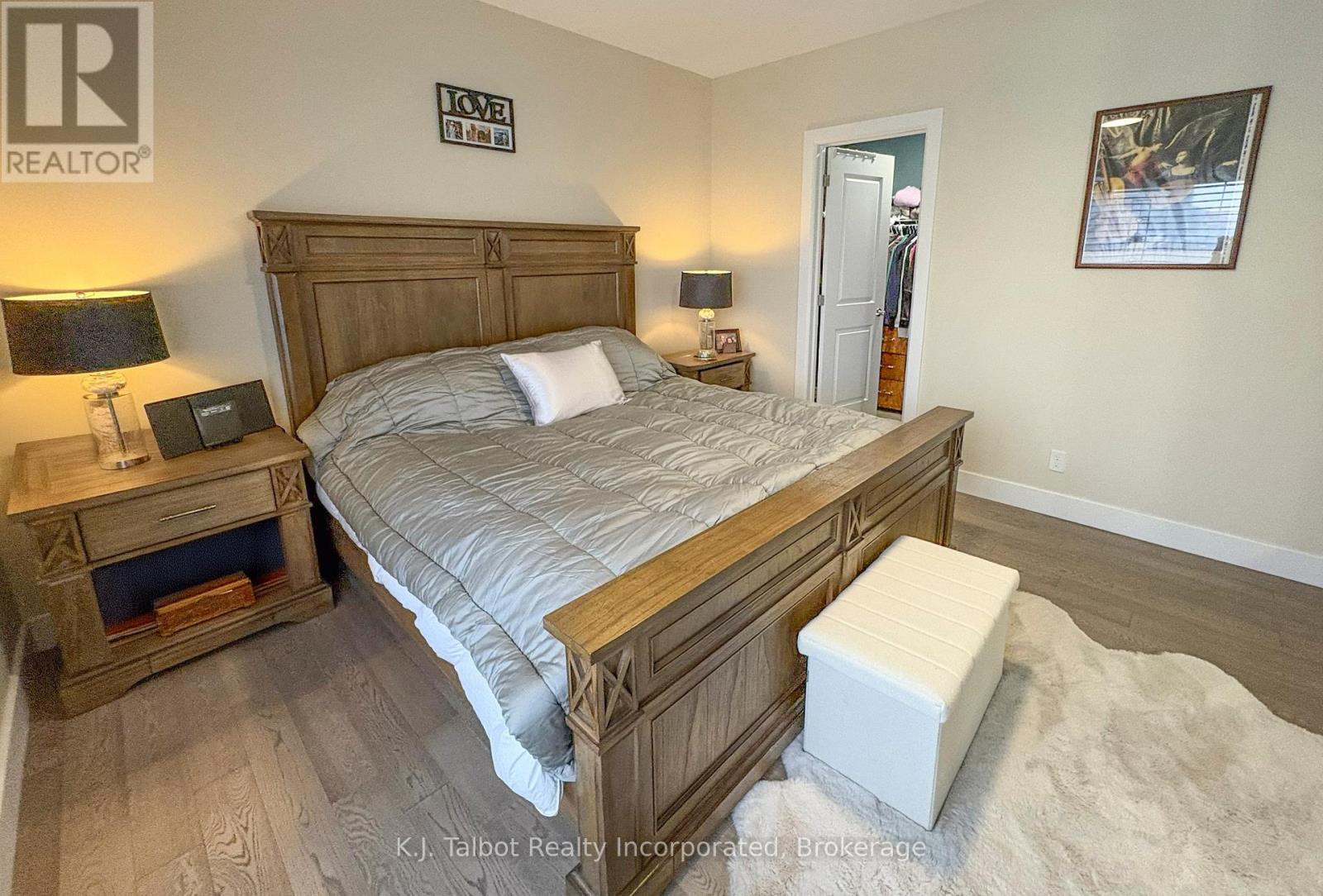 18 Tattersall Lane, Lambton Shores, Ontario  N0M 1T0 - Photo 20 - X12546666