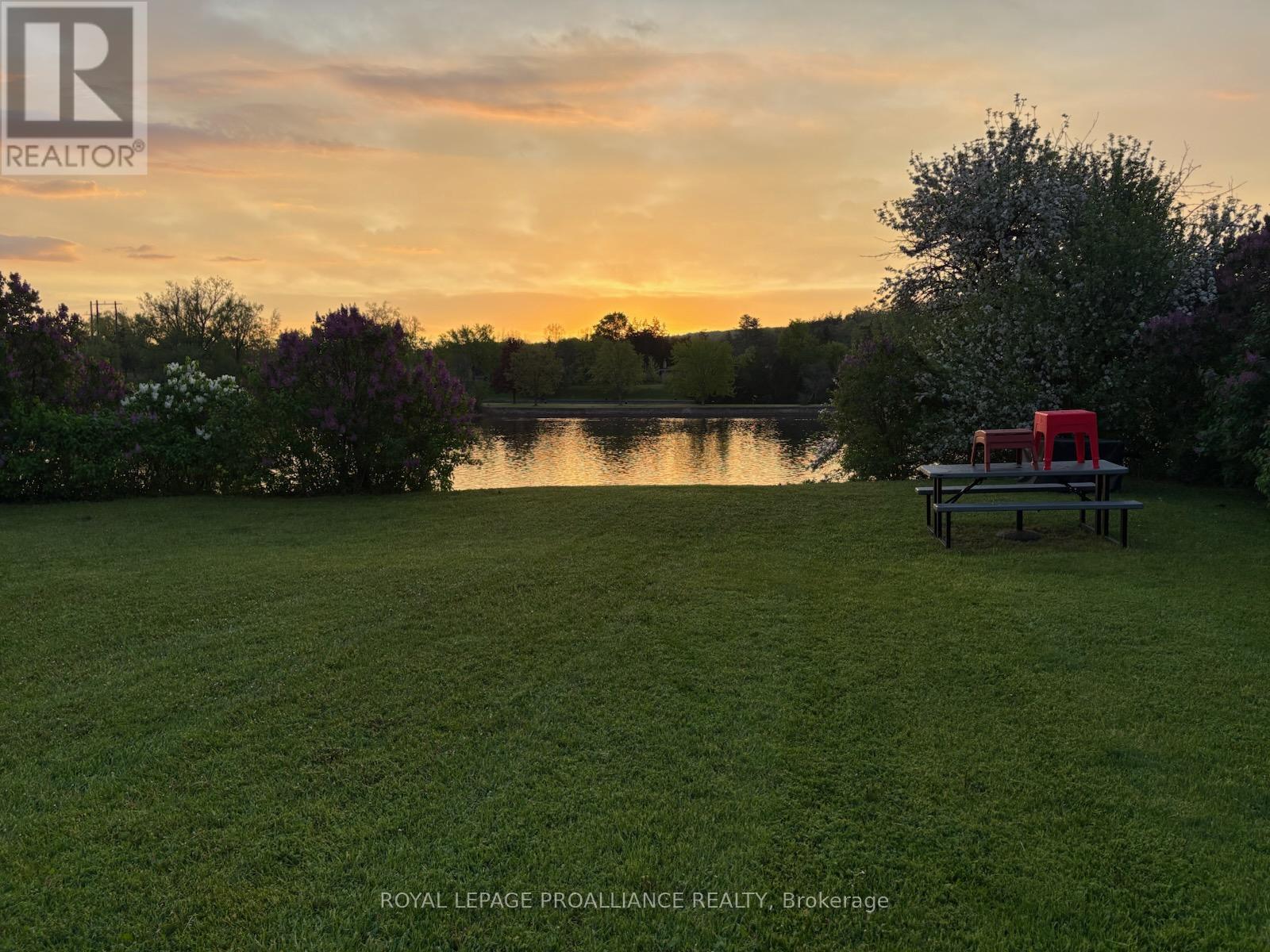 113 South Trent Street, Quinte West, Ontario  K0K 2C0 - Photo 45 - X12470314