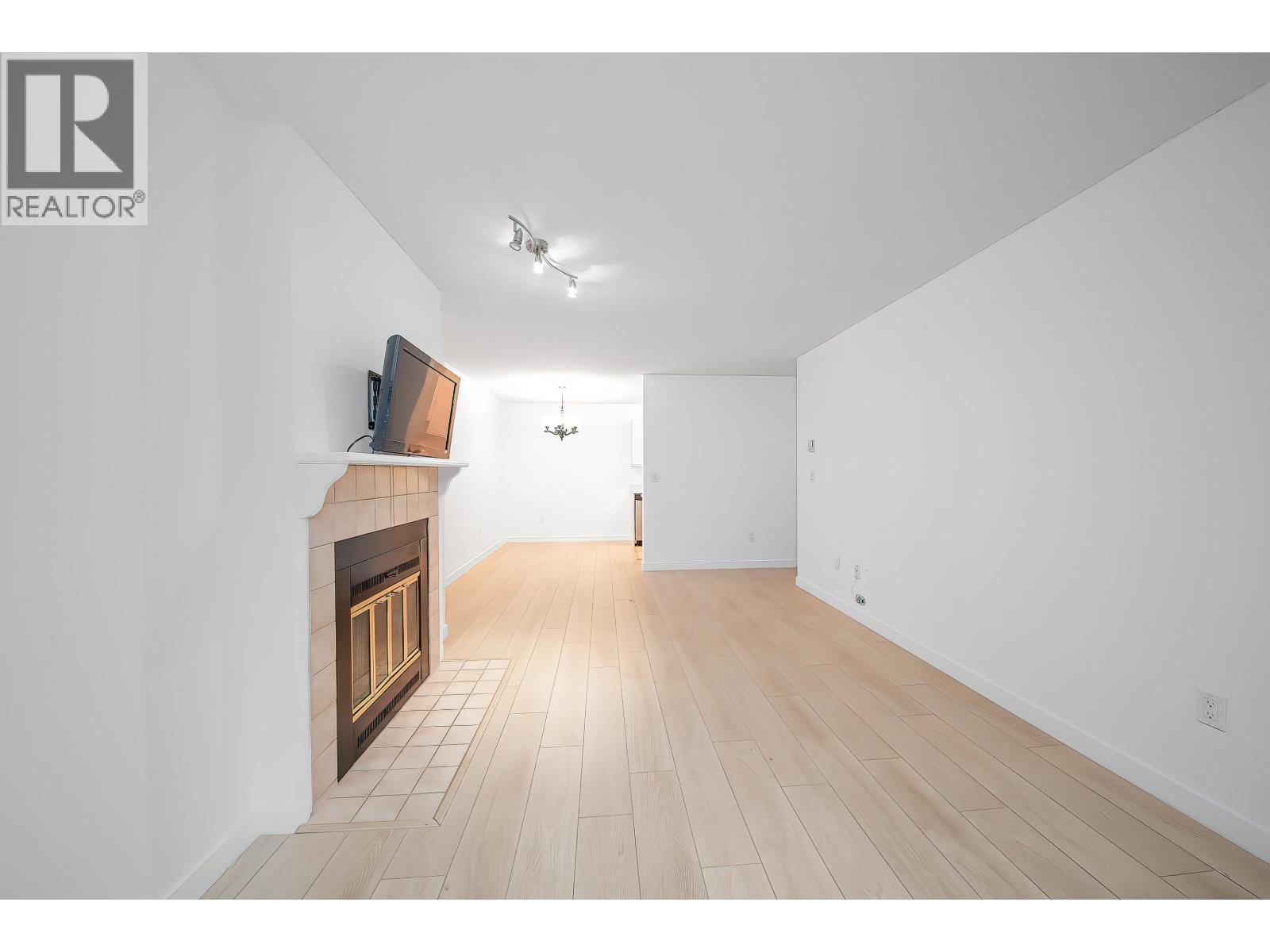 208 7571 Moffatt Road, Richmond, British Columbia  V6Y 3N1 - Photo 5 - R3067480