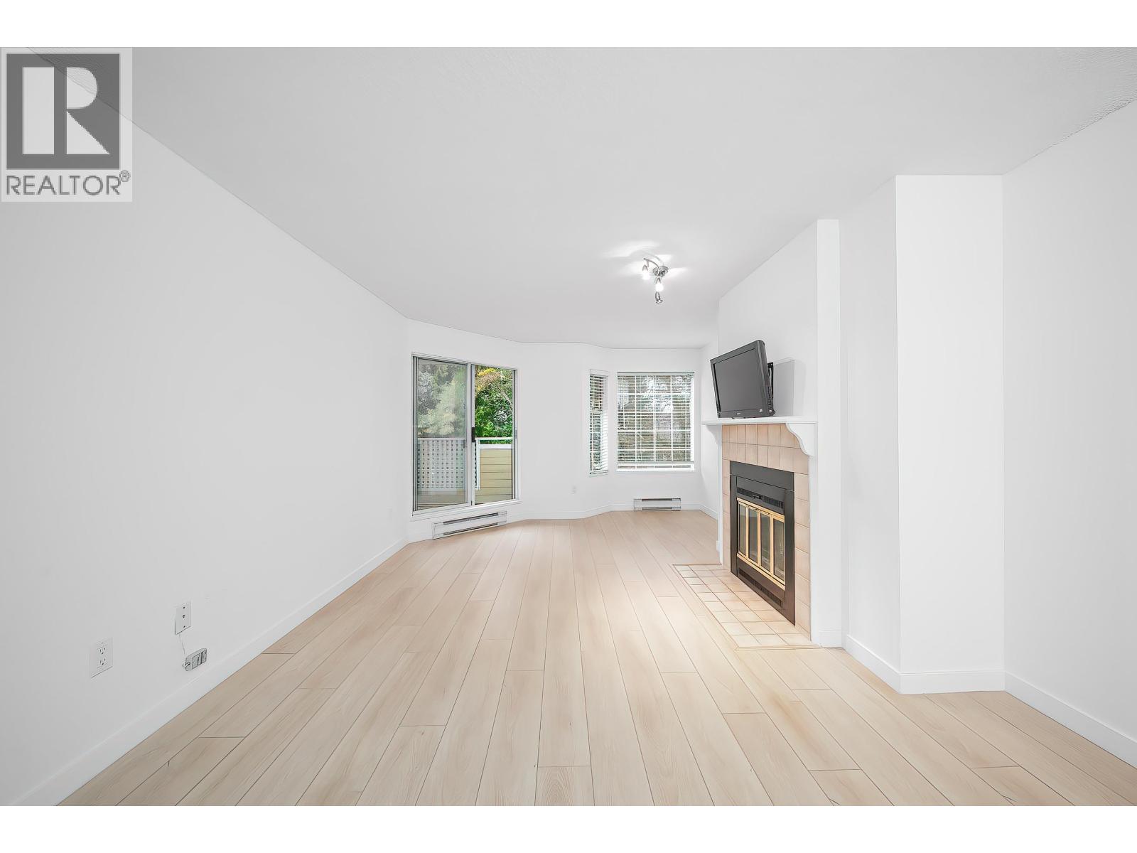 208 7571 Moffatt Road, Richmond, British Columbia  V6Y 3N1 - Photo 11 - R3067480