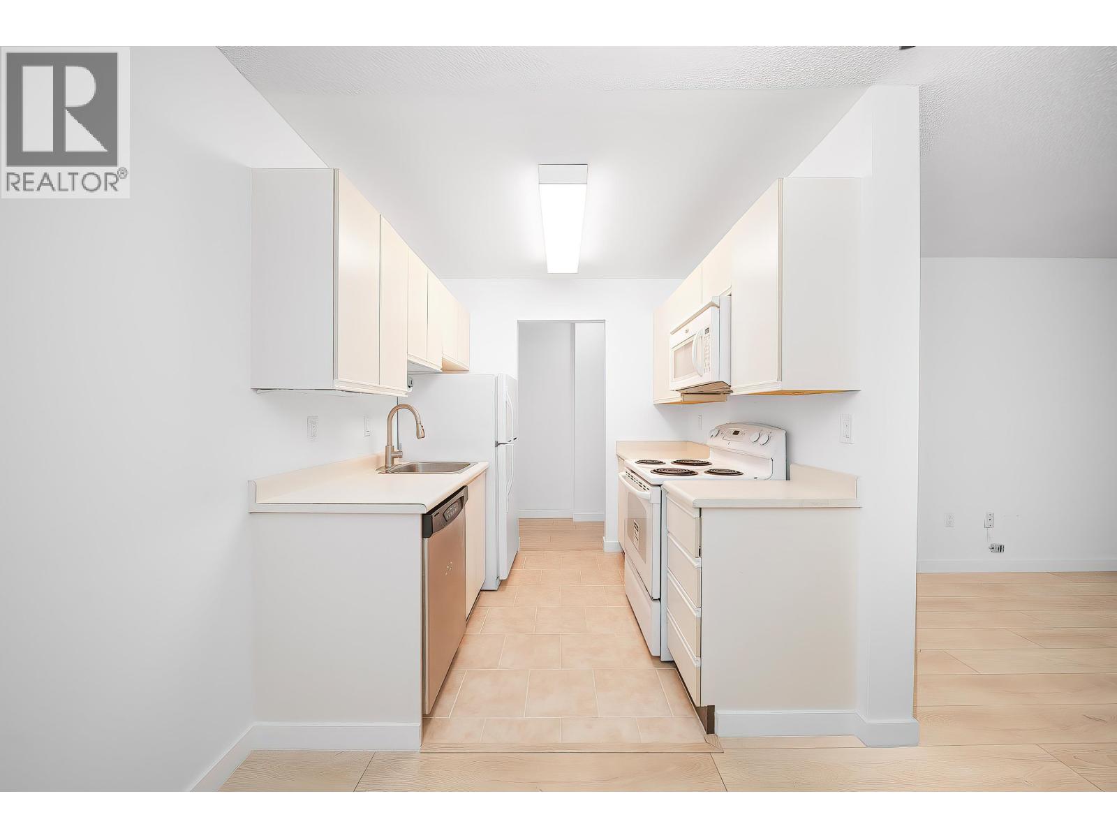 208 7571 Moffatt Road, Richmond, British Columbia  V6Y 3N1 - Photo 14 - R3067480