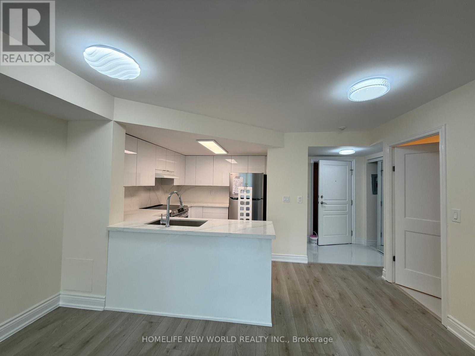 303 - 1 Hycrest Avenue, Toronto, Ontario  M2N 6V8 - Photo 8 - C12548734