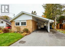 22 NORTHFIELD ROAD, Toronto, Ontario