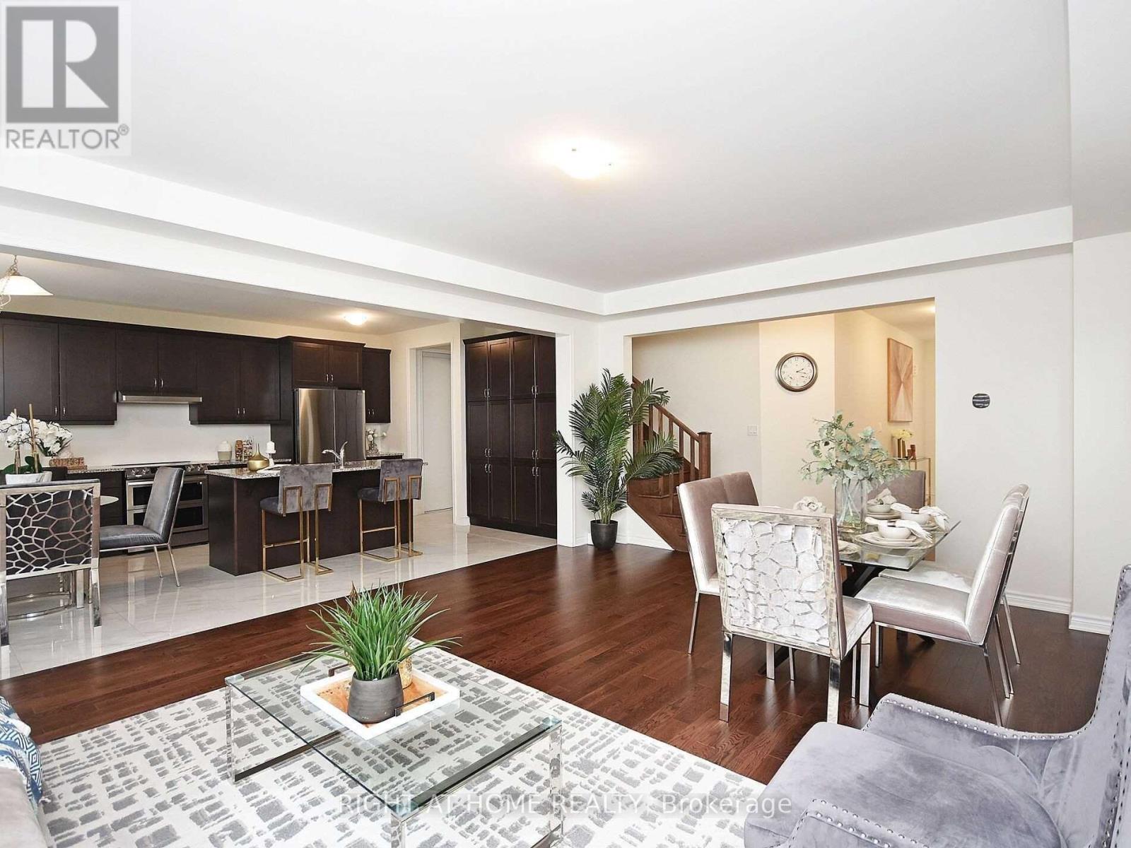 21 Salt Creek Terrace, Caledon, Ontario  L7C 4J3 - Photo 11 - W12548720