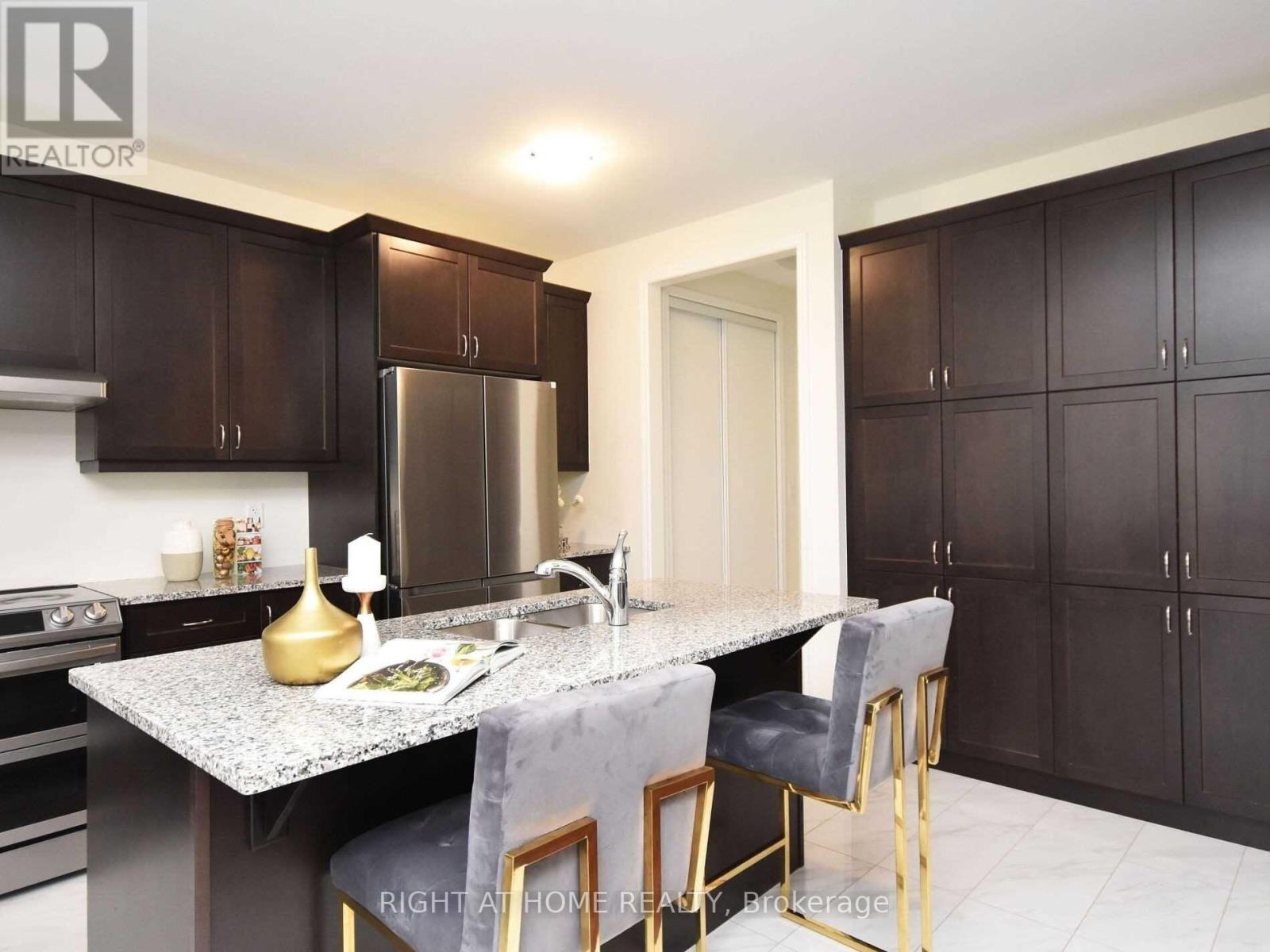 21 Salt Creek Terrace, Caledon, Ontario  L7C 4J3 - Photo 12 - W12548720