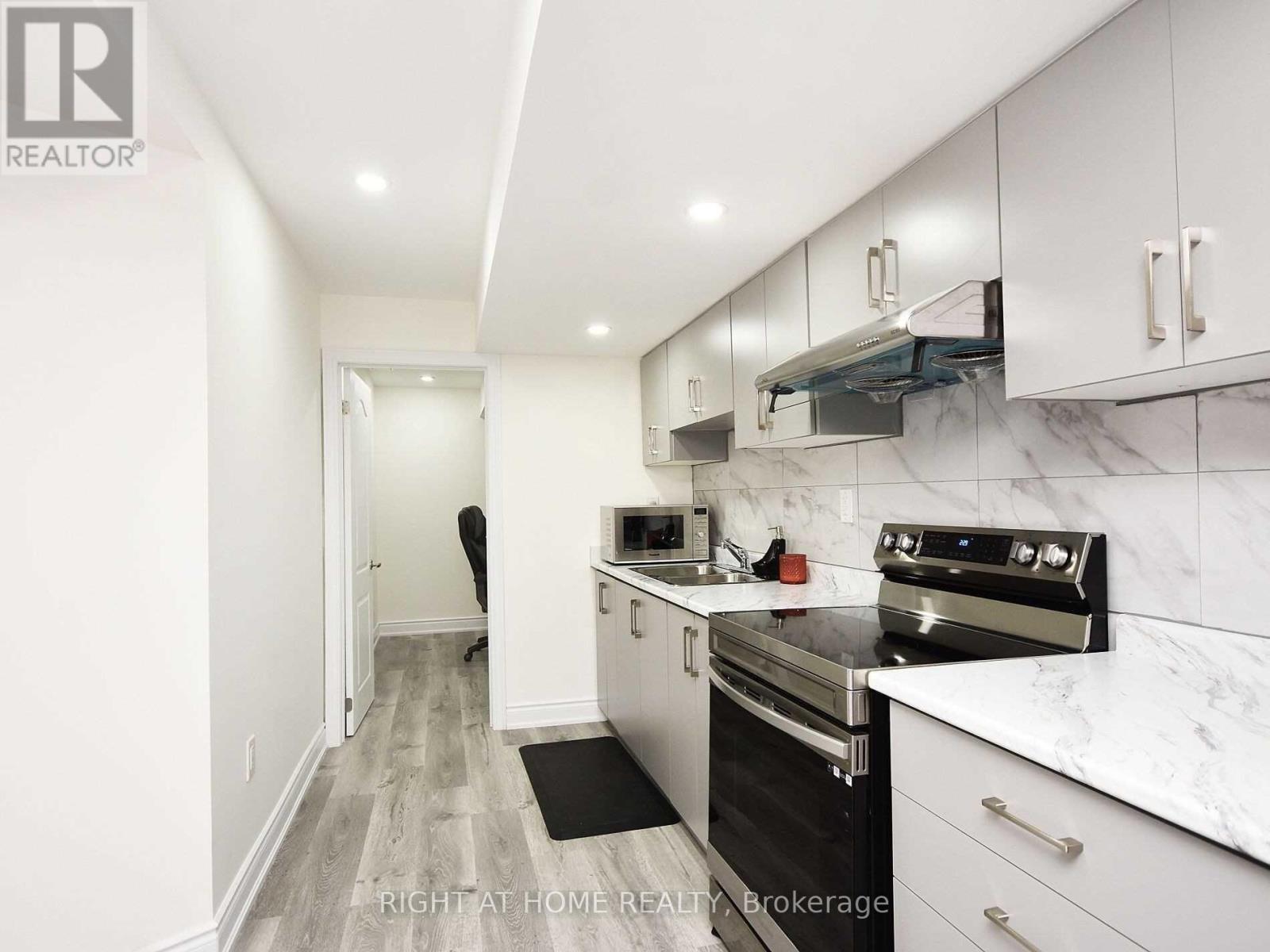 21 Salt Creek Terrace, Caledon, Ontario  L7C 4J3 - Photo 30 - W12548720