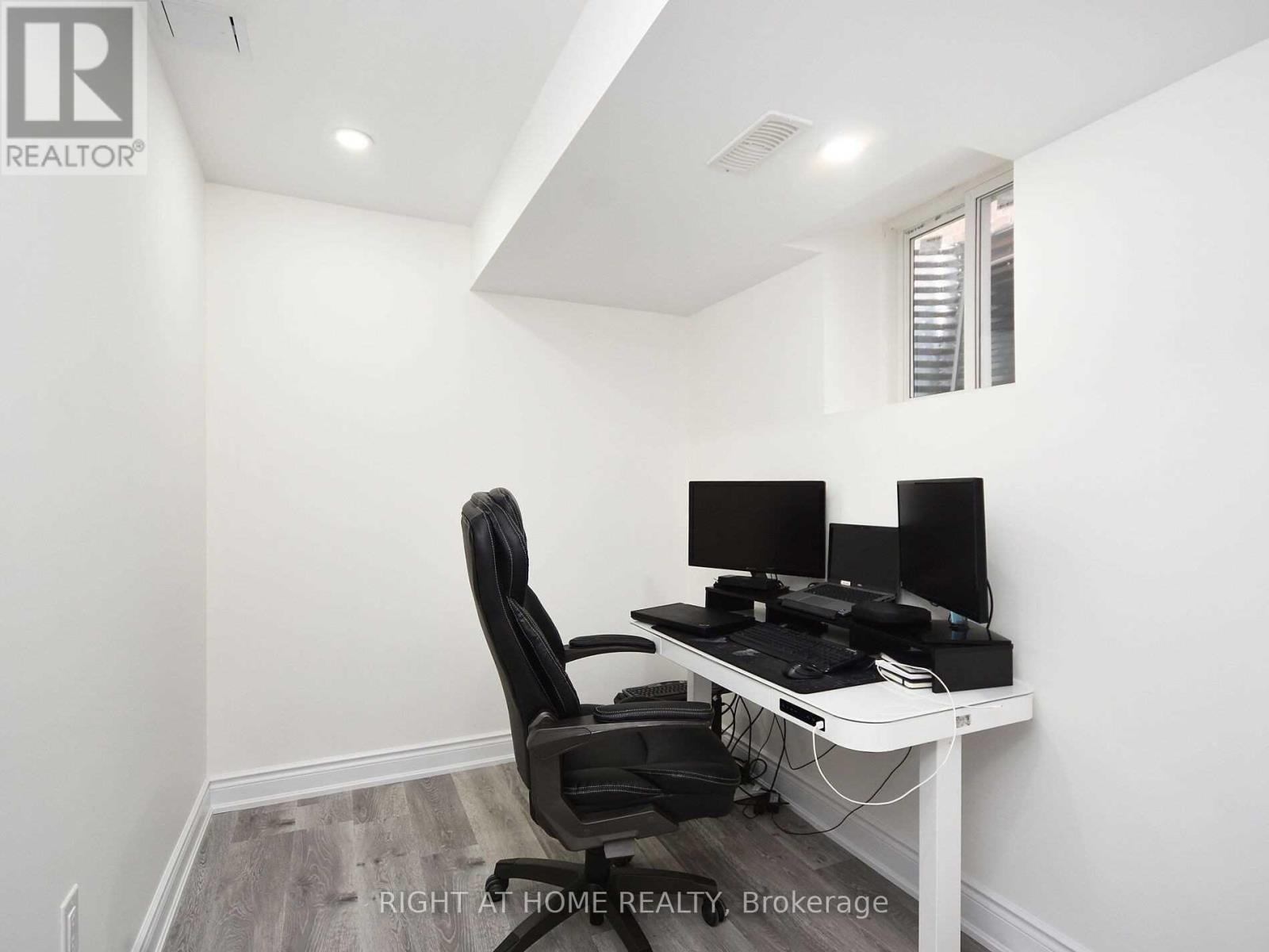 21 Salt Creek Terrace, Caledon, Ontario  L7C 4J3 - Photo 32 - W12548720