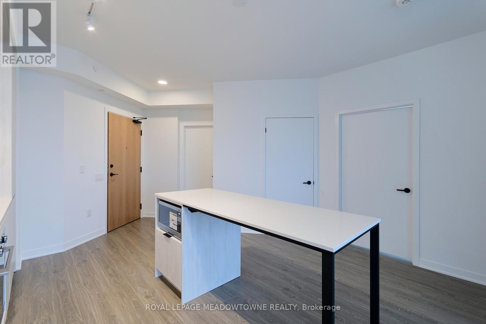 2306 - 2495 Eglinton Avenue W, Mississauga, Ontario  L5M 2V8 - Photo 19 - W12548722