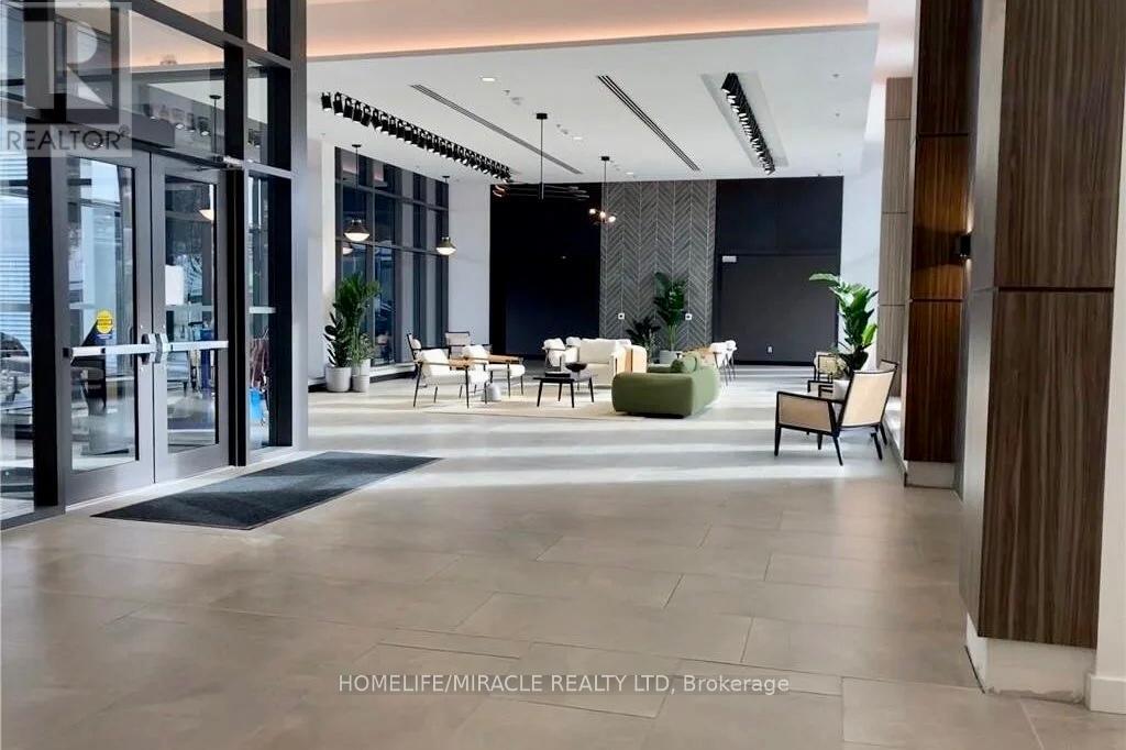 1502 - 15 Glebe Street, Cambridge, Ontario  N1S 2L8 - Photo 3 - X12548728