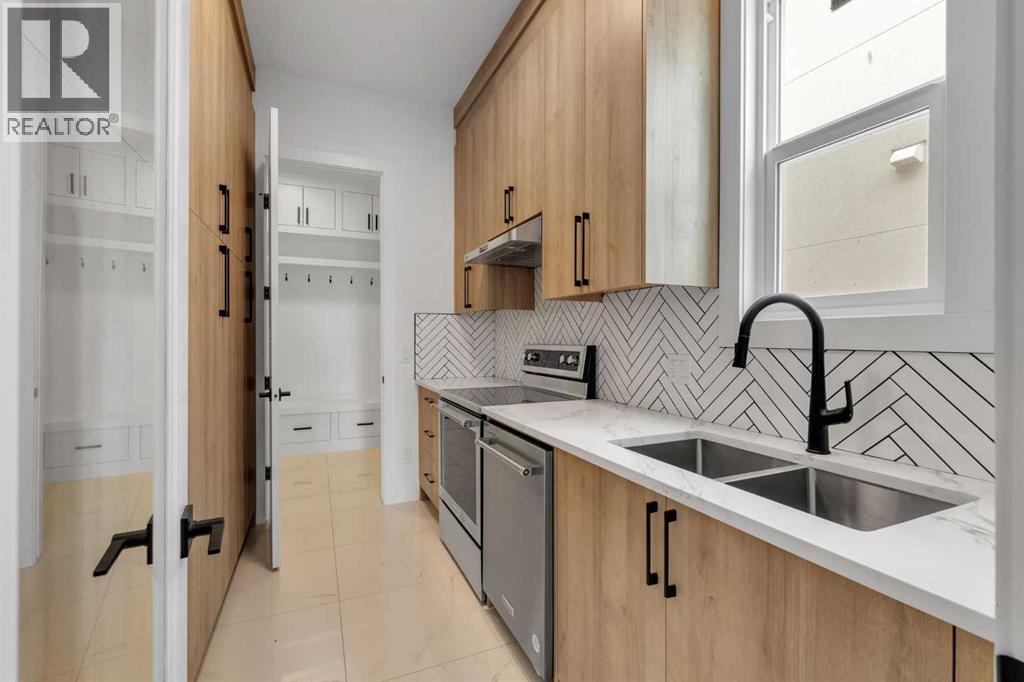 223 Kinniburgh Loop, Chestermere, Alberta  T1X 2S7 - Photo 25 - A2270887