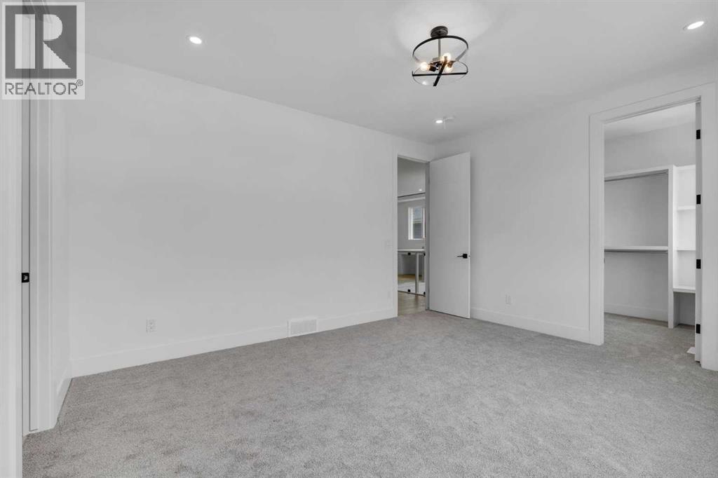 223 Kinniburgh Loop, Chestermere, Alberta  T1X 2S7 - Photo 30 - A2270887