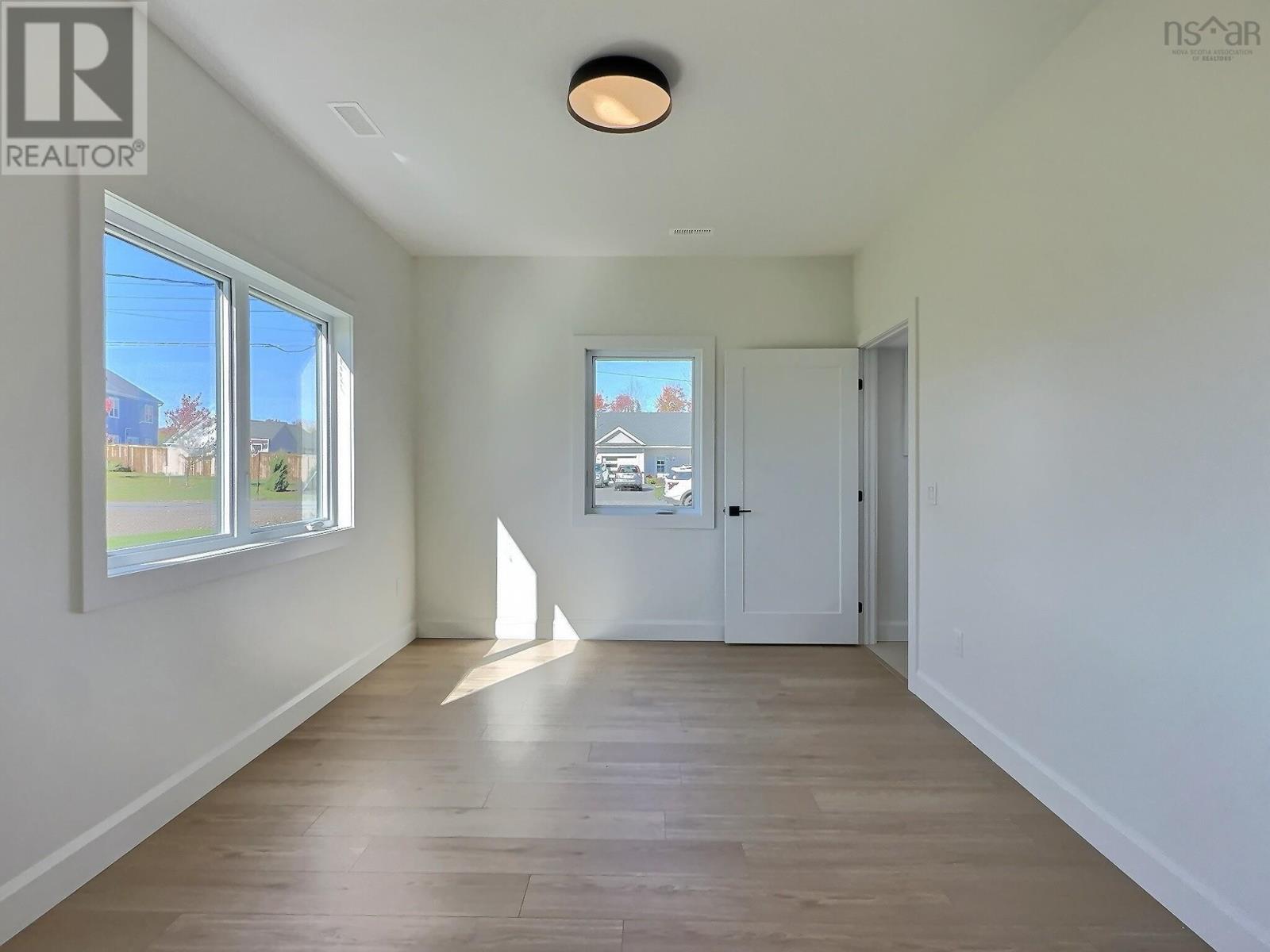 14 Ashford Court, Valley, Nova Scotia  B6L 0E6 - Photo 9 - 202525993