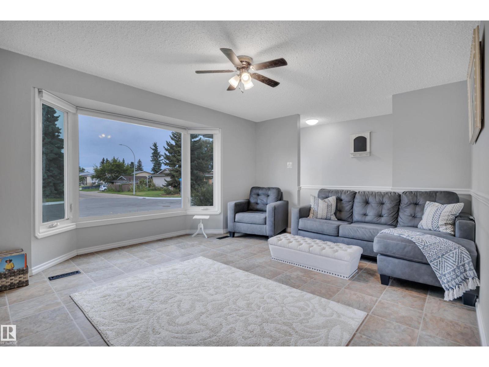 5103 47 St, Beaumont, Alberta  T4X 1J2 - Photo 6 - E4464780